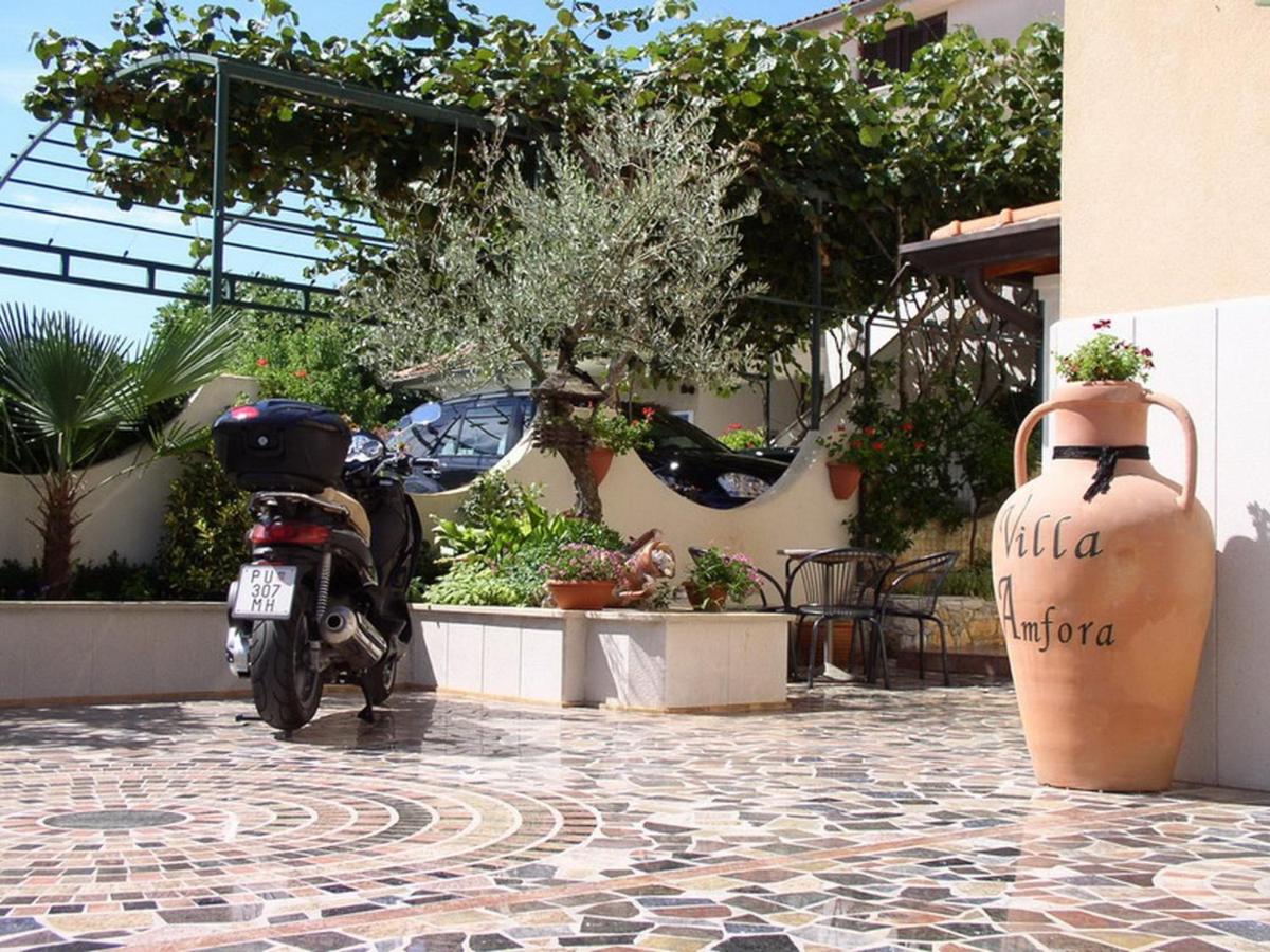 Photo 43