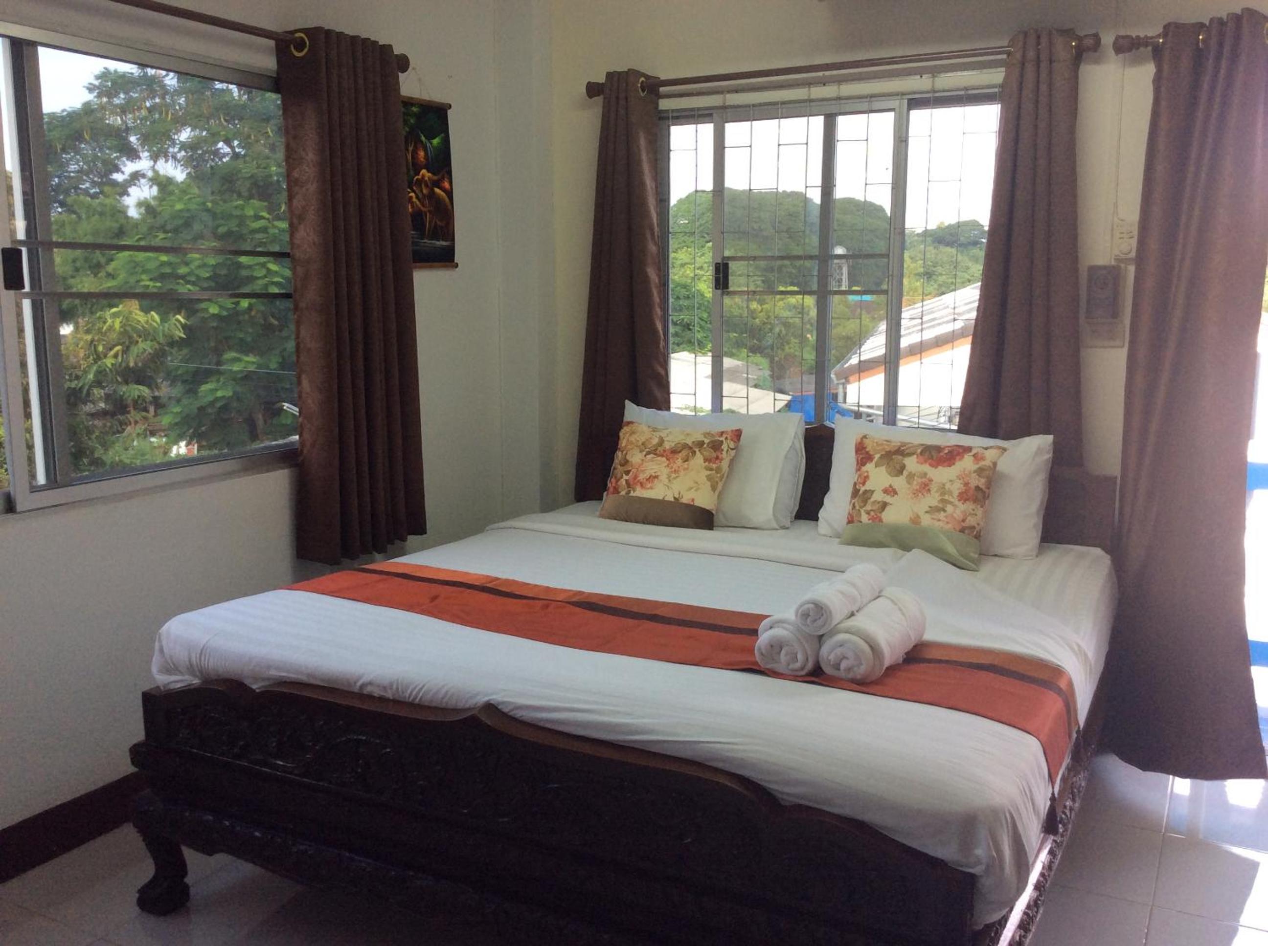 Saithong House