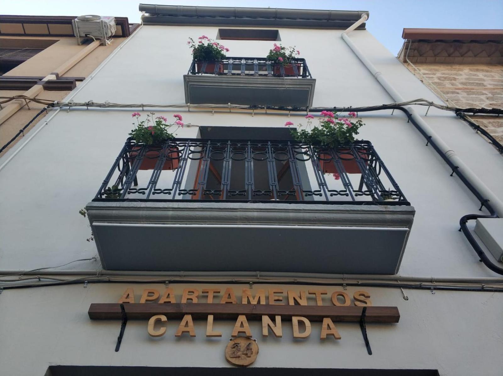 Apartamentos Calanda view 3