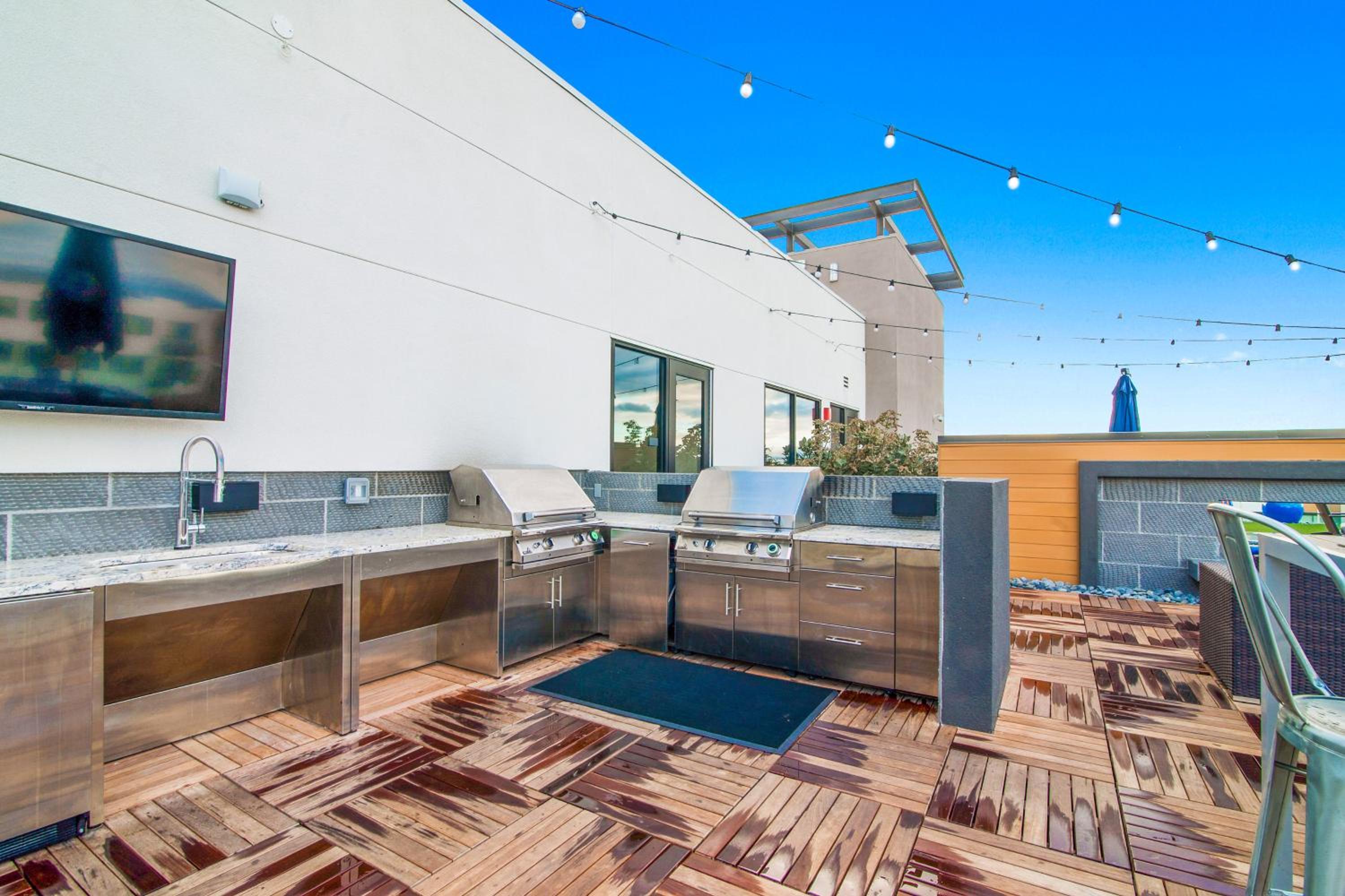Global Luxury Suites in Menlo Park