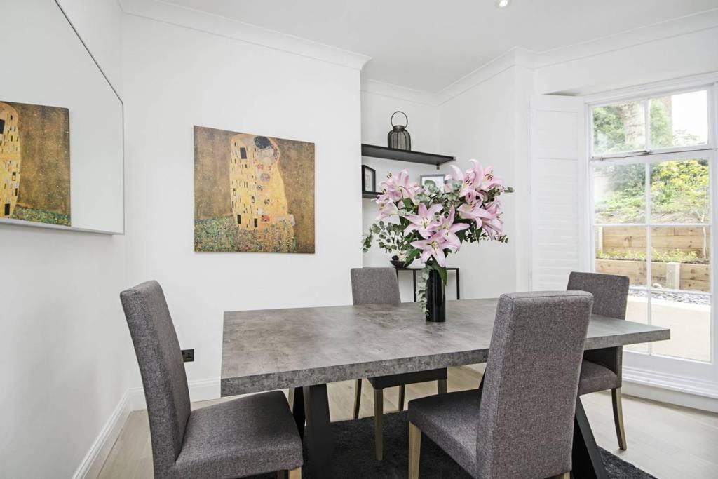 Bright Luxurious Flat in Little Venice
