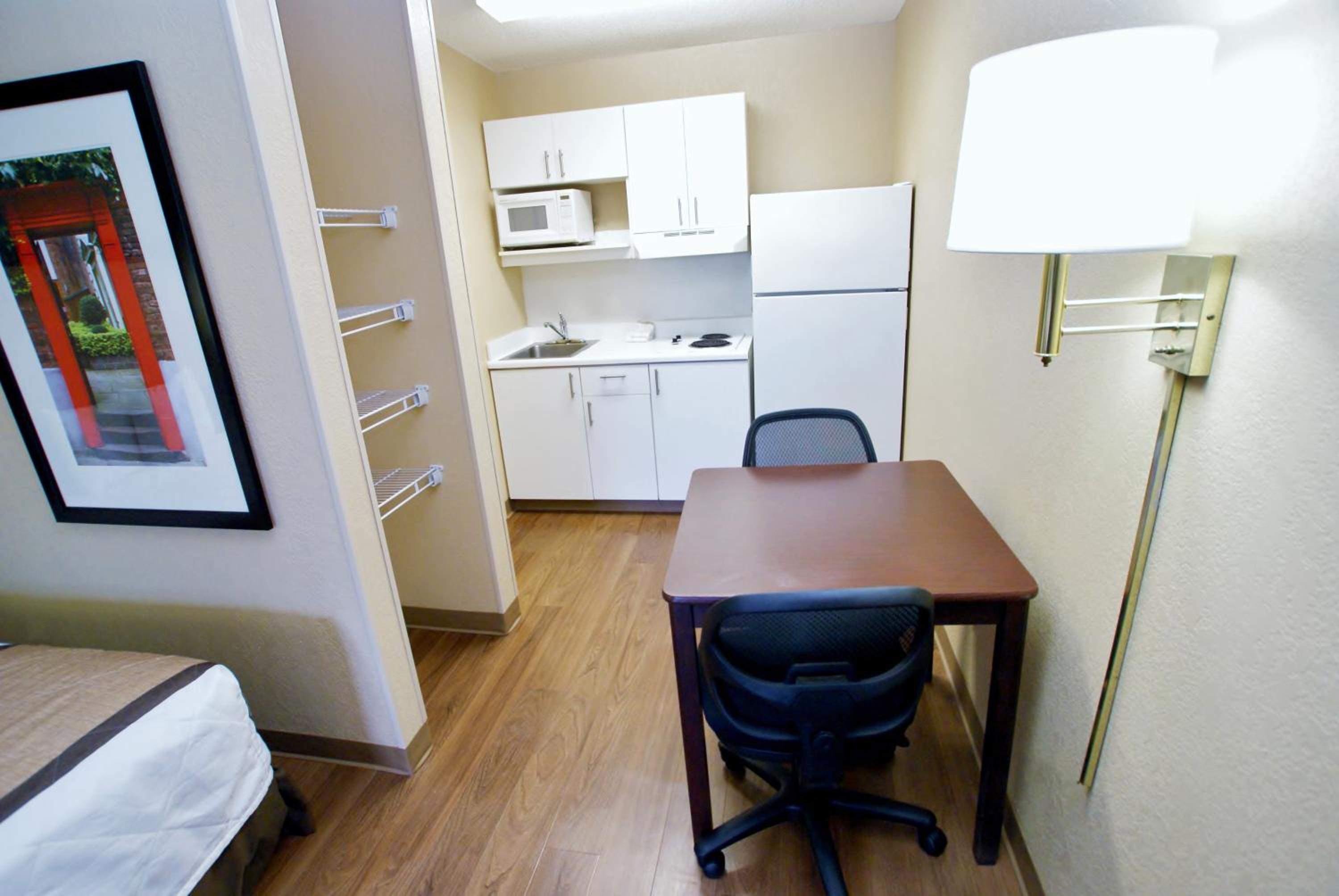 Extended Stay America Suites - Columbia - West - Interstate 126 view 5