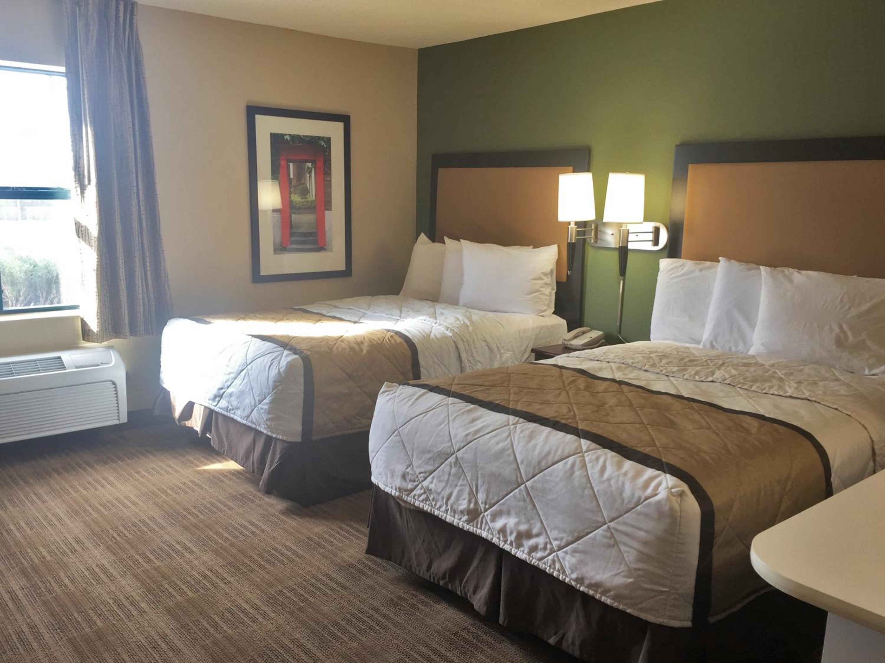 Downers Grove Vacations - Extended Stay America Select Suites - Chicago - Downers Grove - Property Image 10