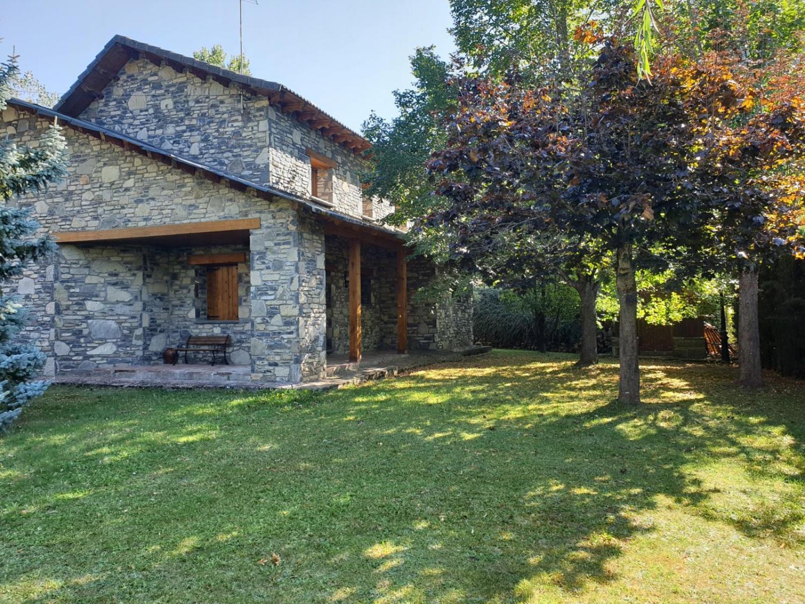 Casa Marian Villanua view 2