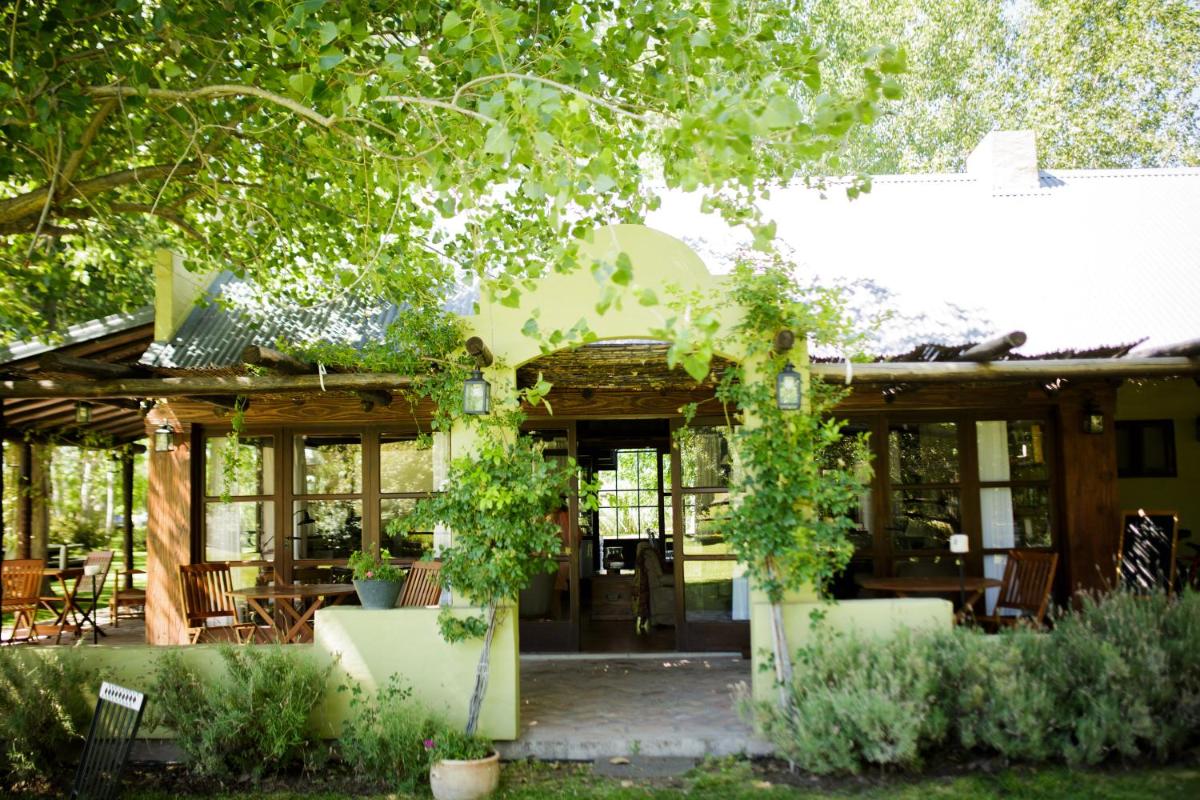 outdoor BBQ area