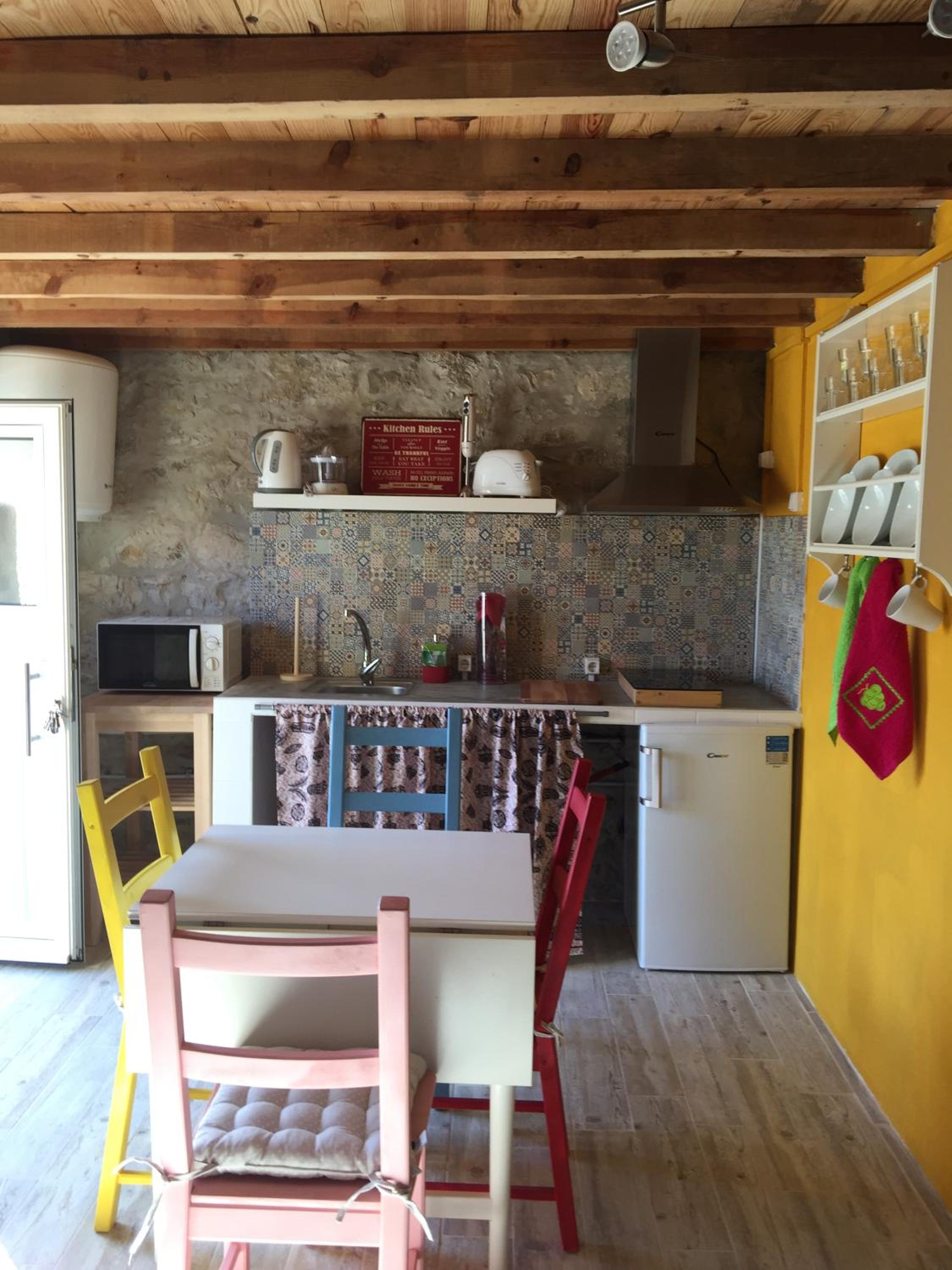 Casa da Azenha Castellvm view 3