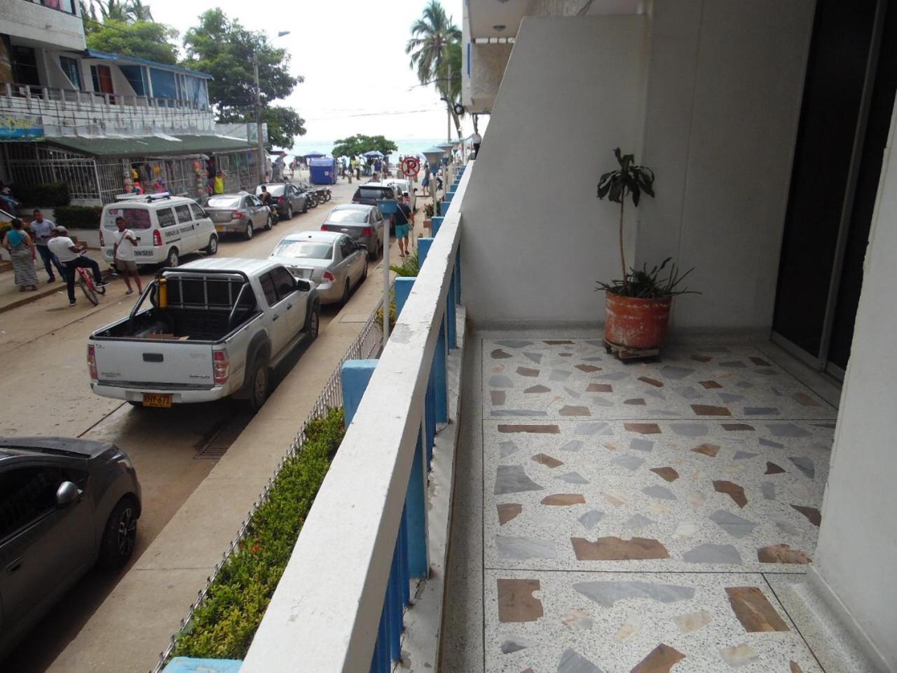 Karey 102 view 3