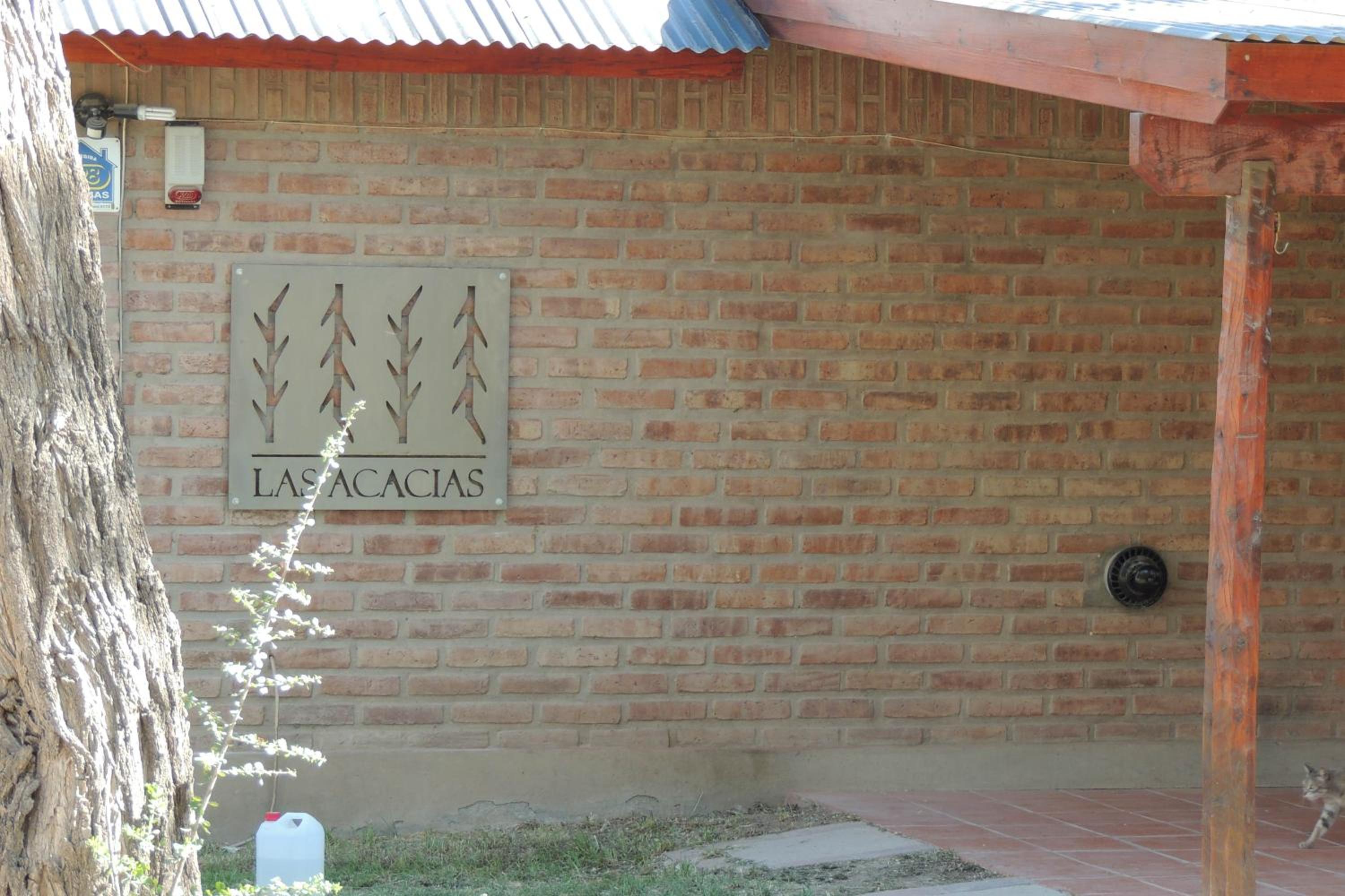 Las Acacias
