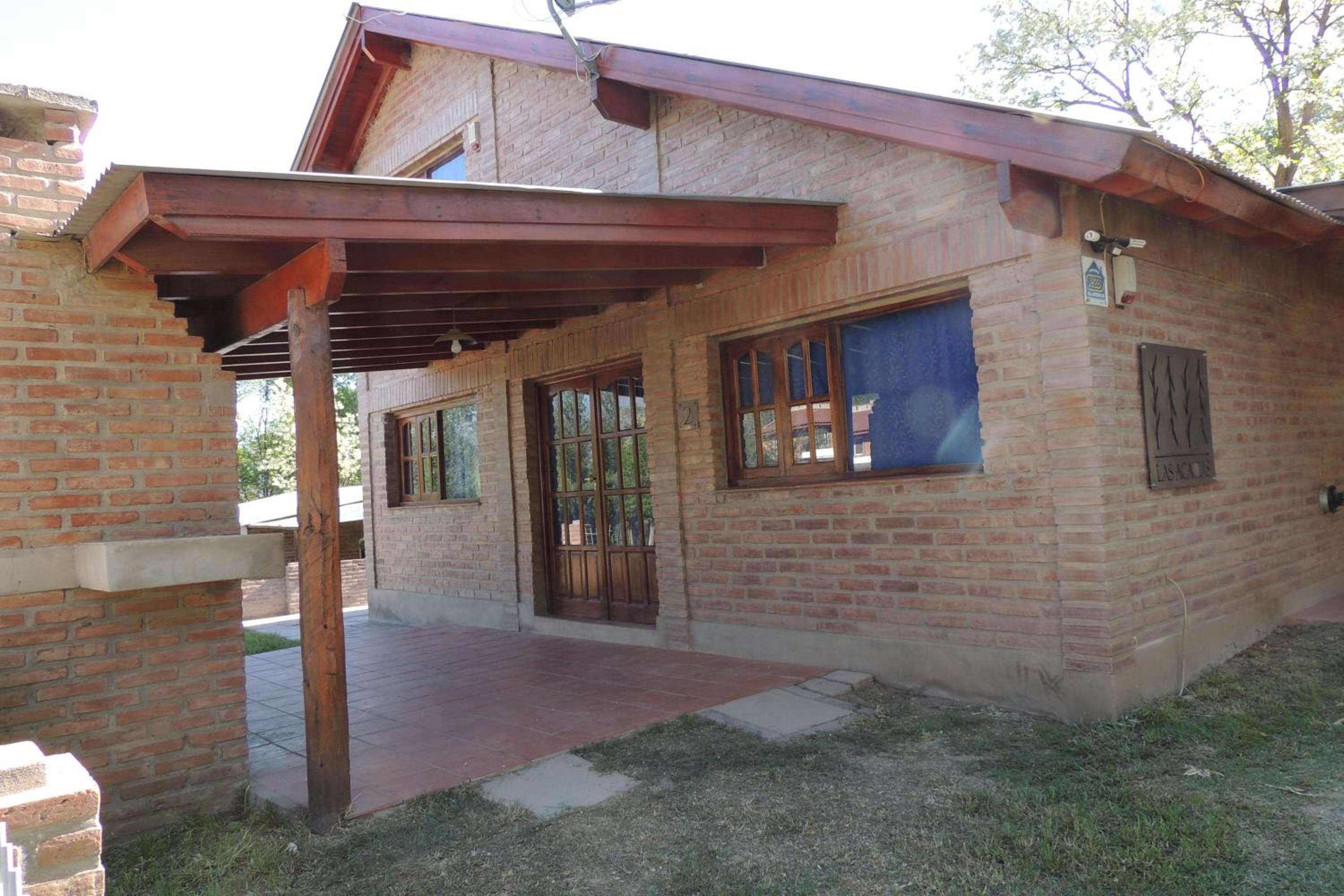 Las Acacias