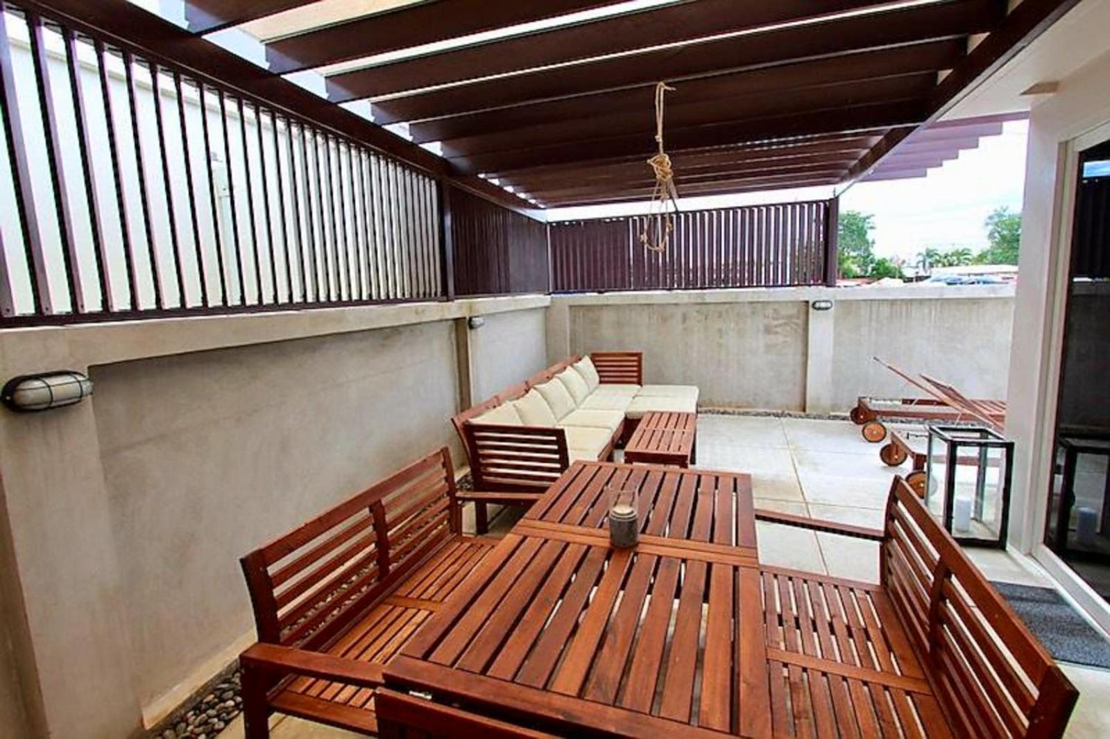 Pranaluxery Pool Villa 1 view 5
