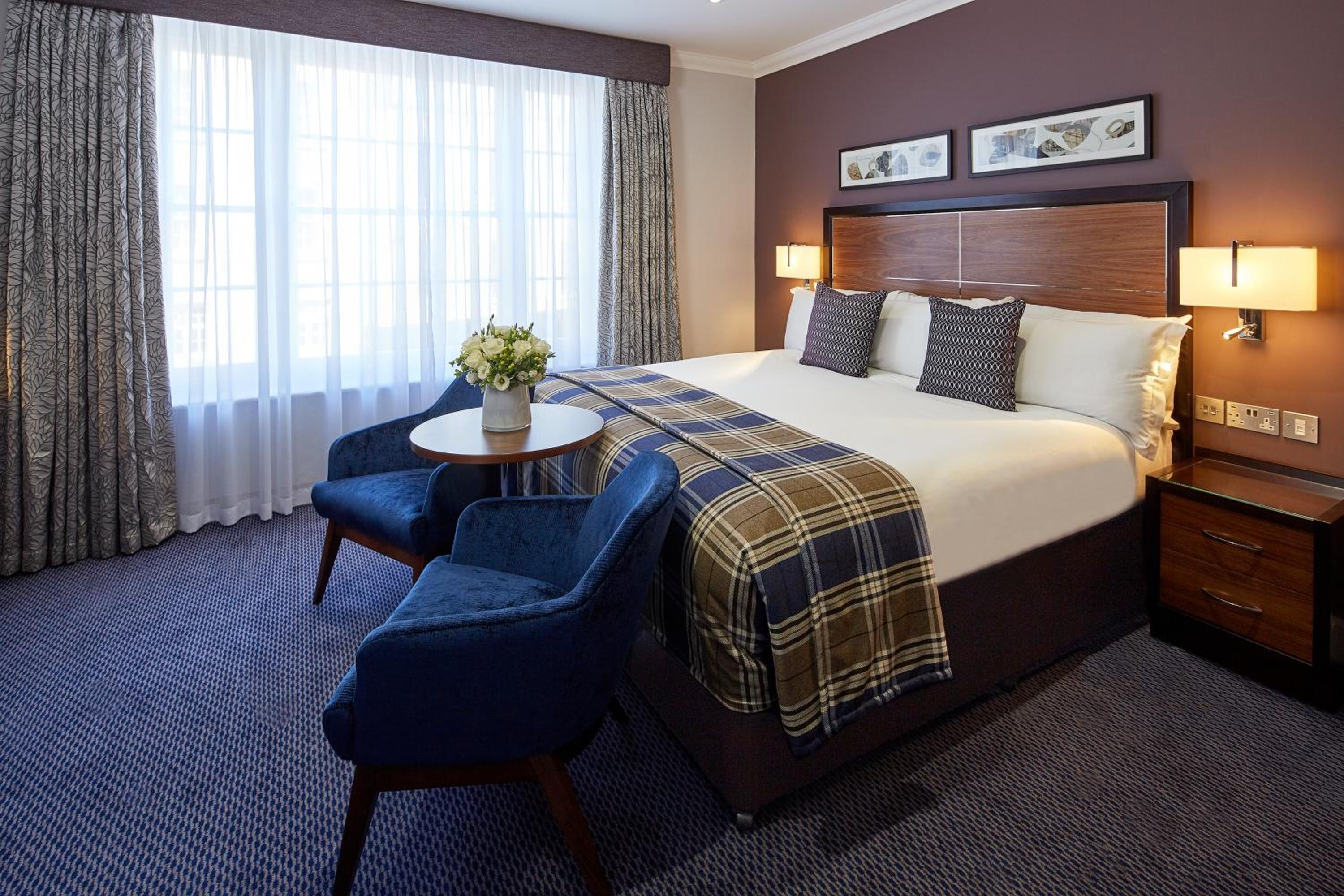 Windsor Vacations - Sir Christopher Wren Hotel - Property Image 8