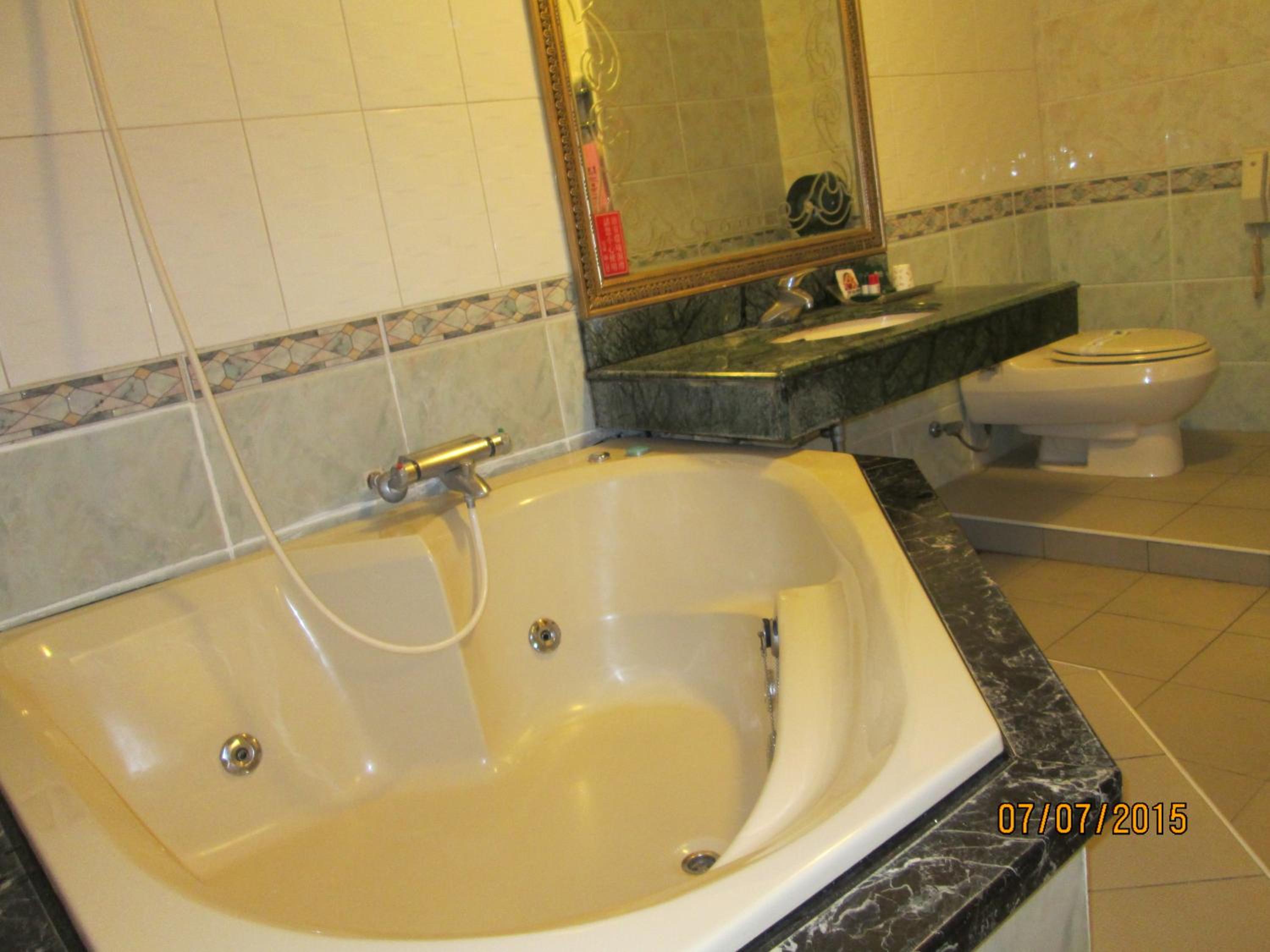 Photo 12