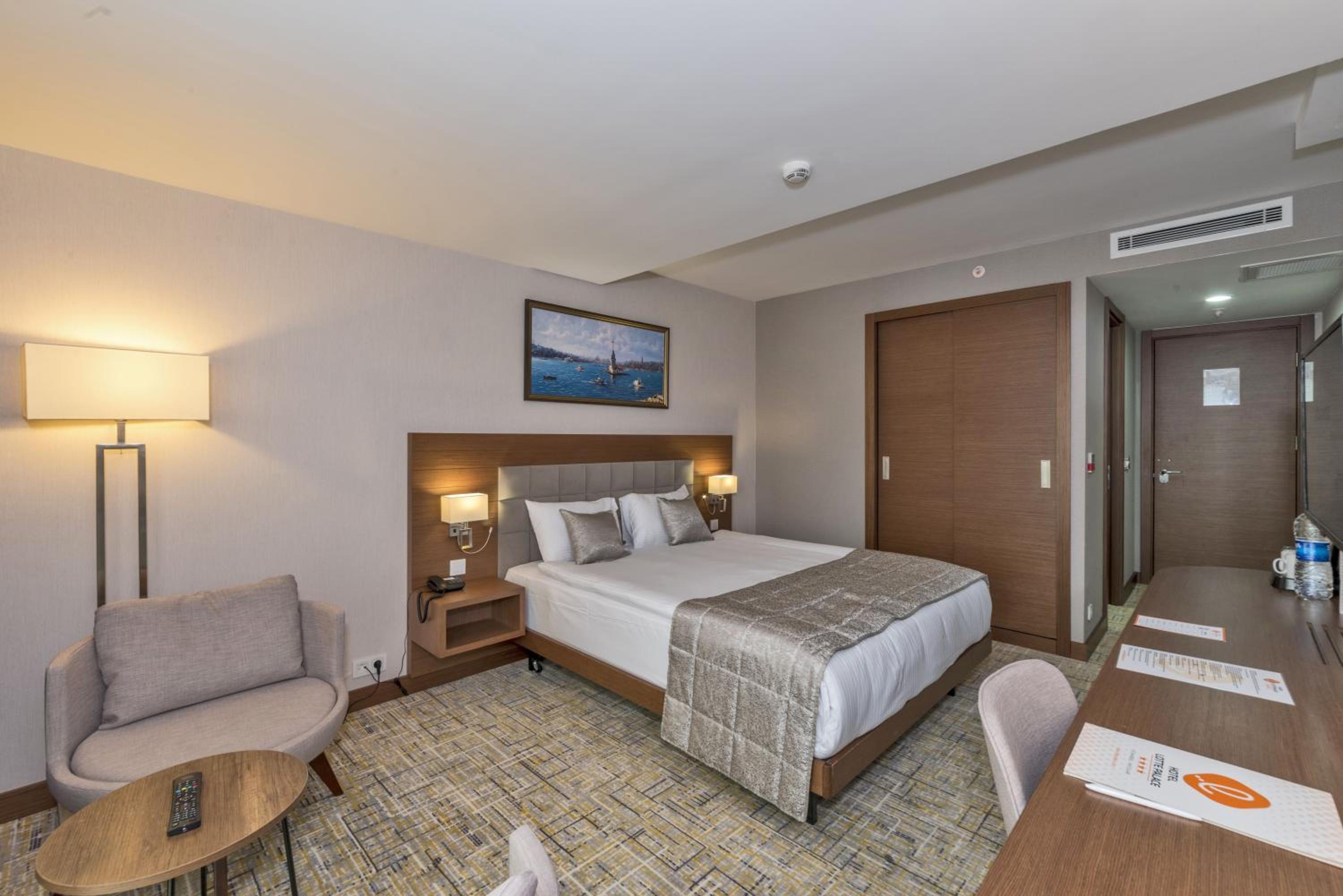 Land Park Otel - Image 13