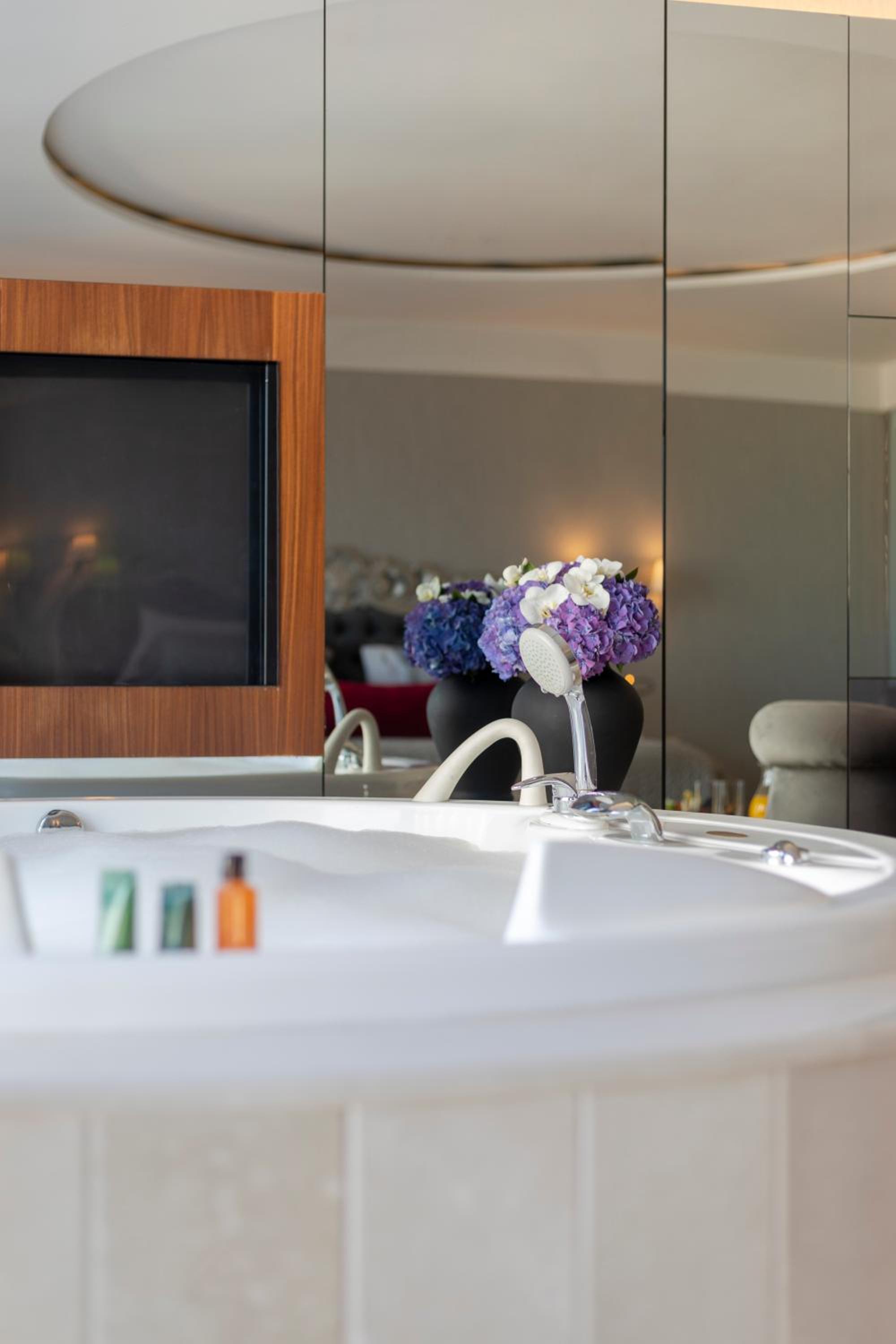 CVK Taksim Hotel Istanbul - Image 45