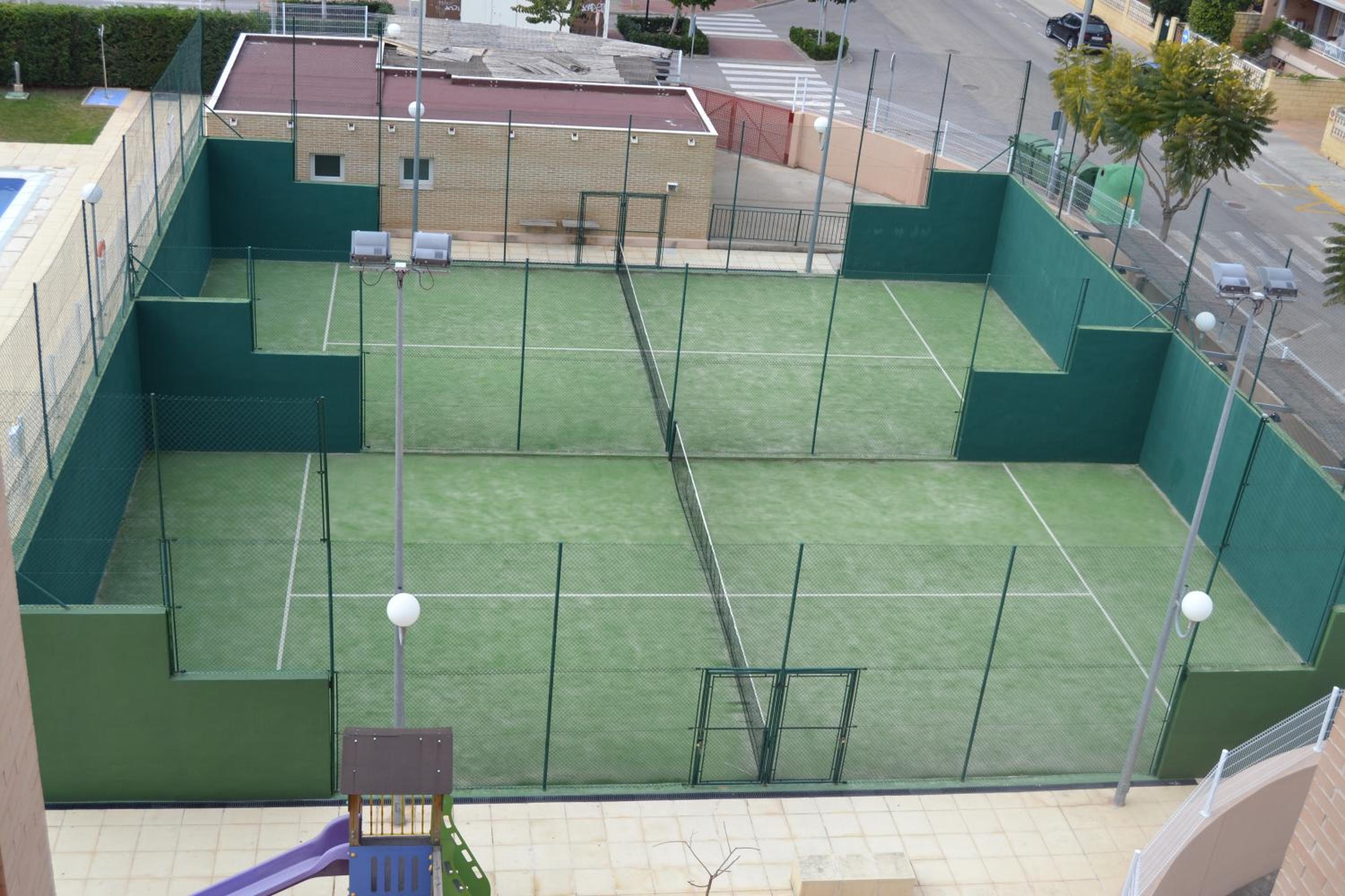 Apartamento Nuevo con Gran Terraza y Wifi en Canet view 4