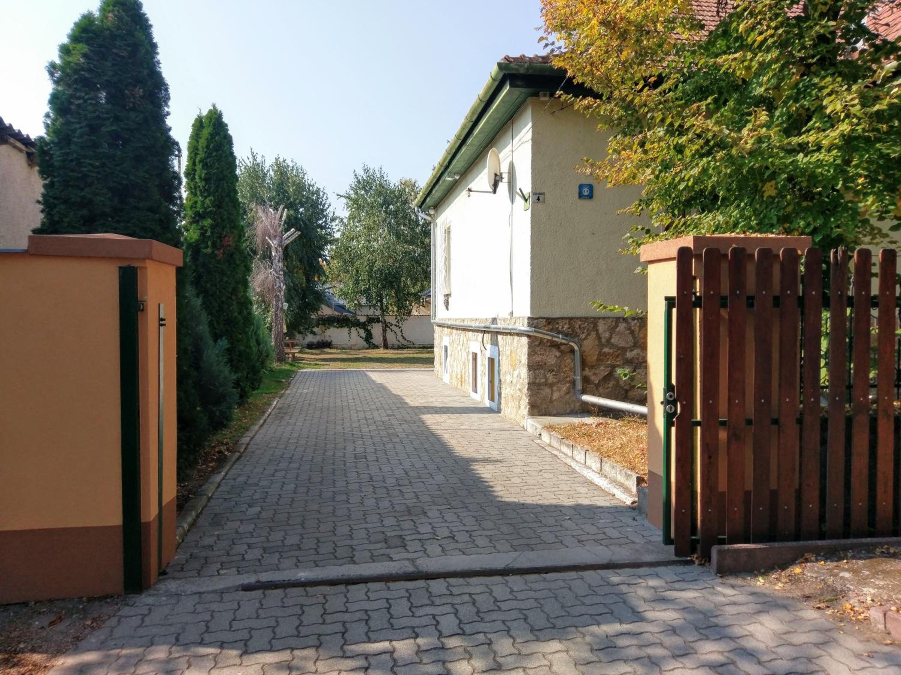 Photo 27
