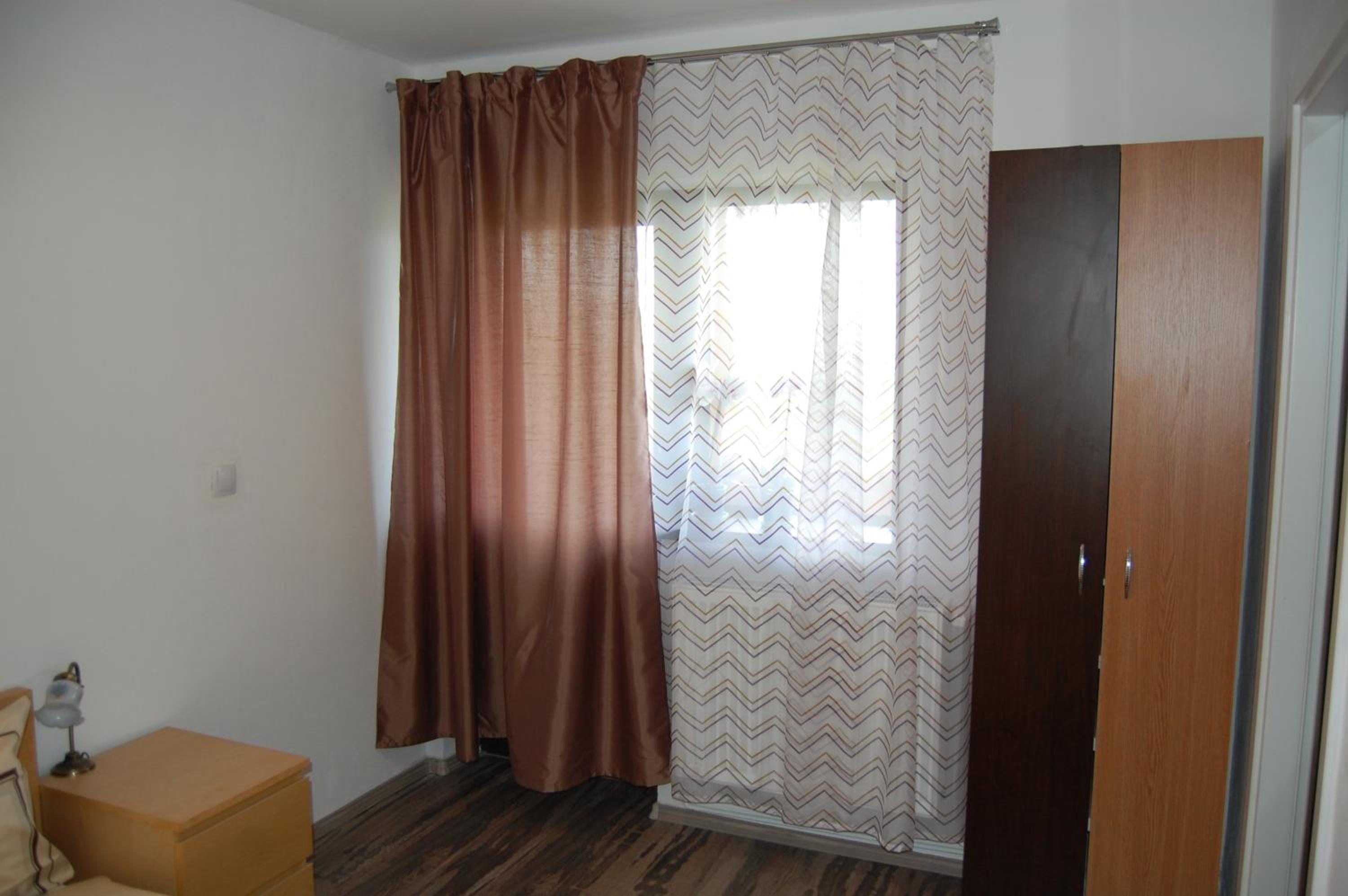 Photo 51