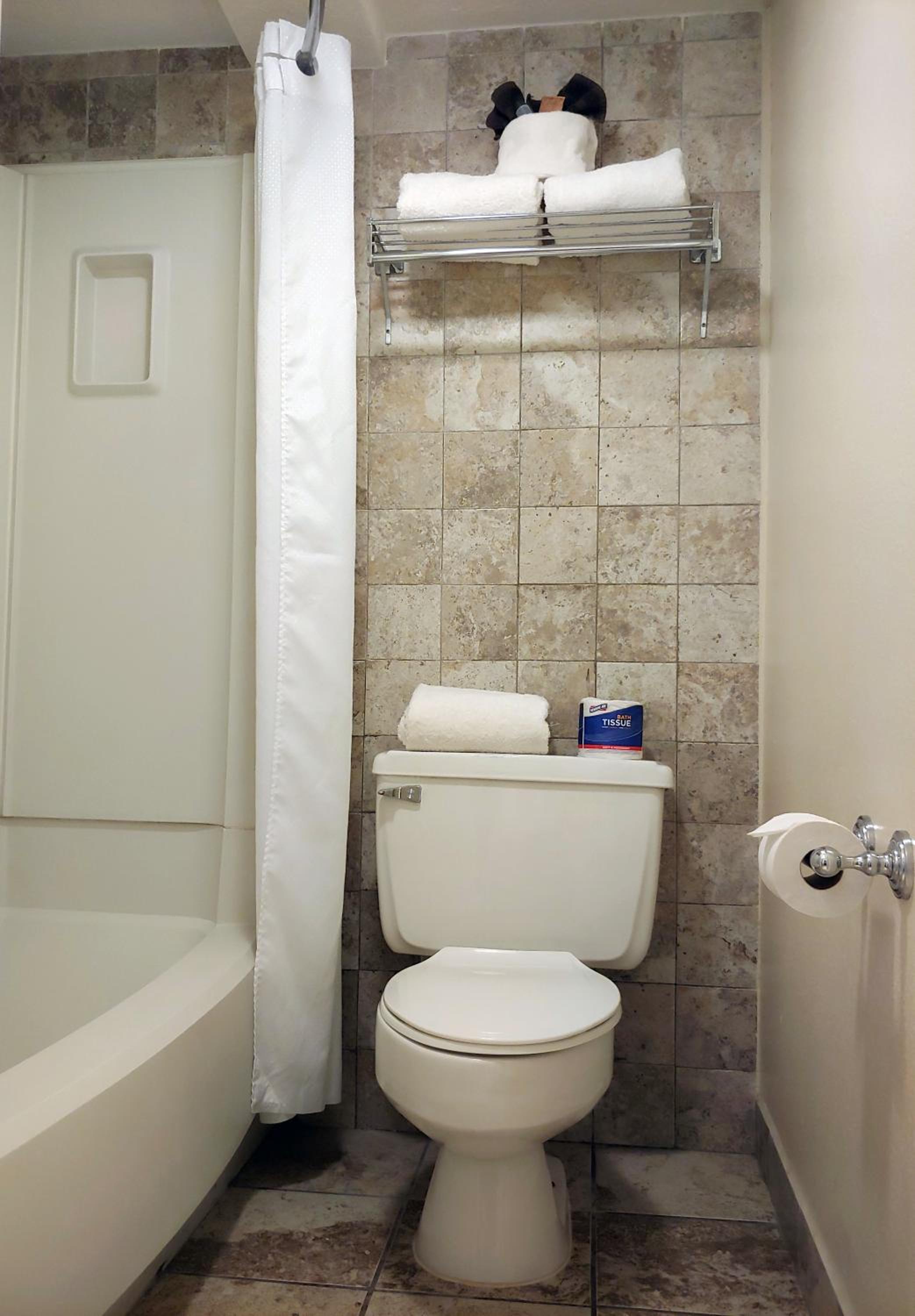 Kansas Country Inn - Property Image 22