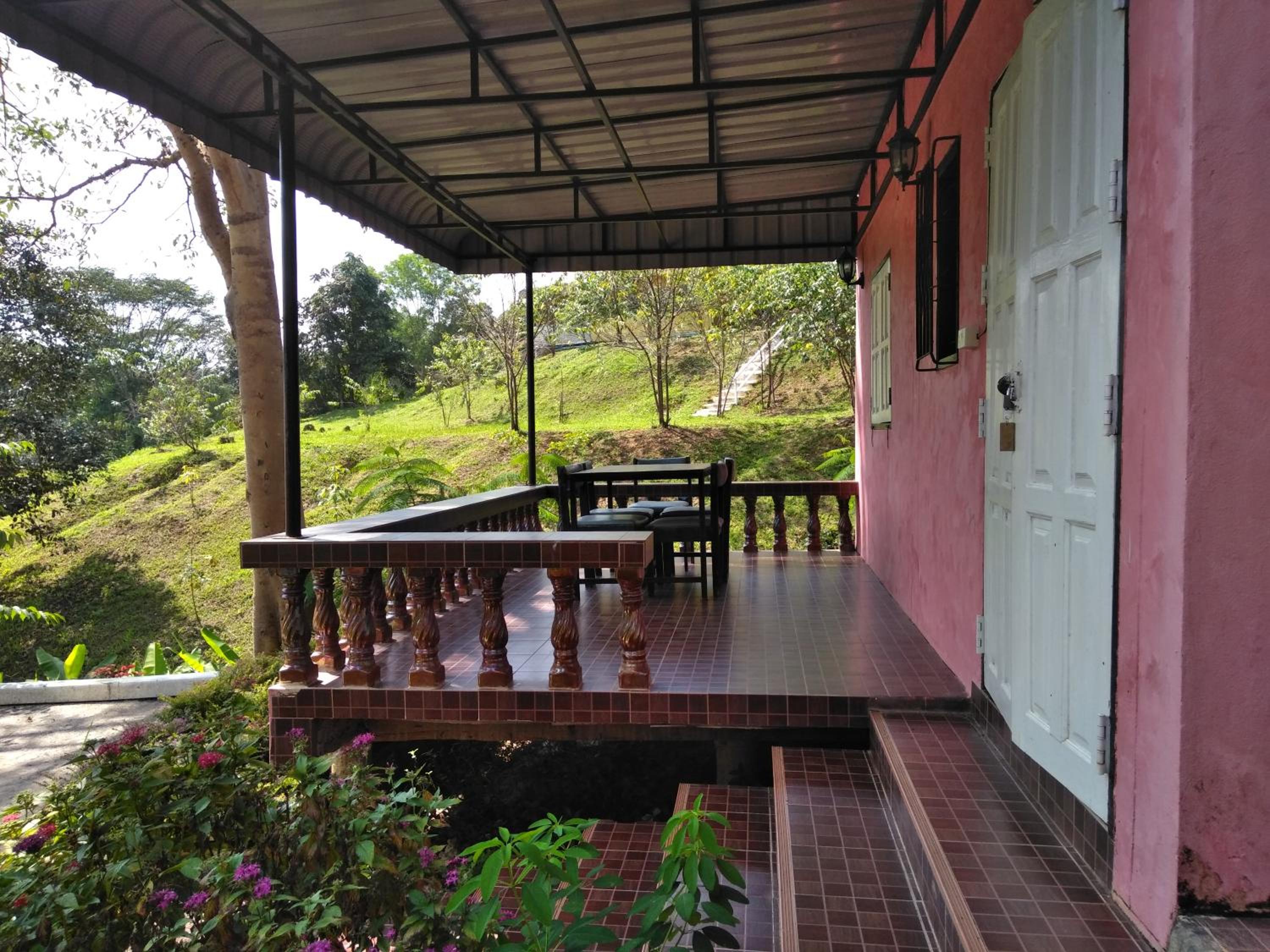 Chatfah Resort