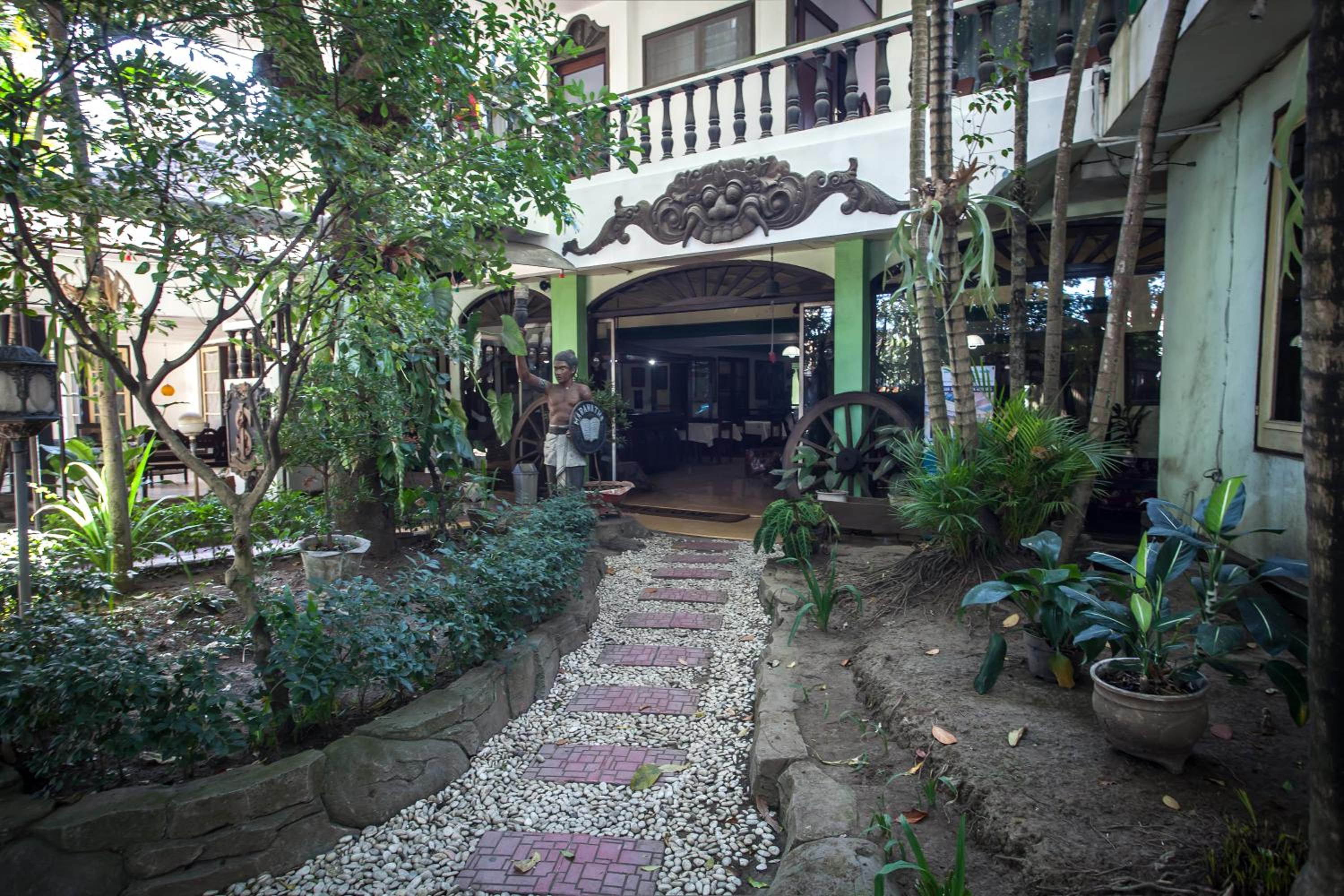 RedDoorz near Balai Kota Malang view 2