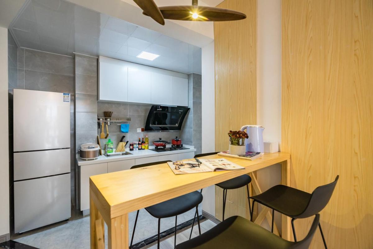 Chongqing Jiangbei·Guanyinqiao· Locals Apartment 00139090 view 2