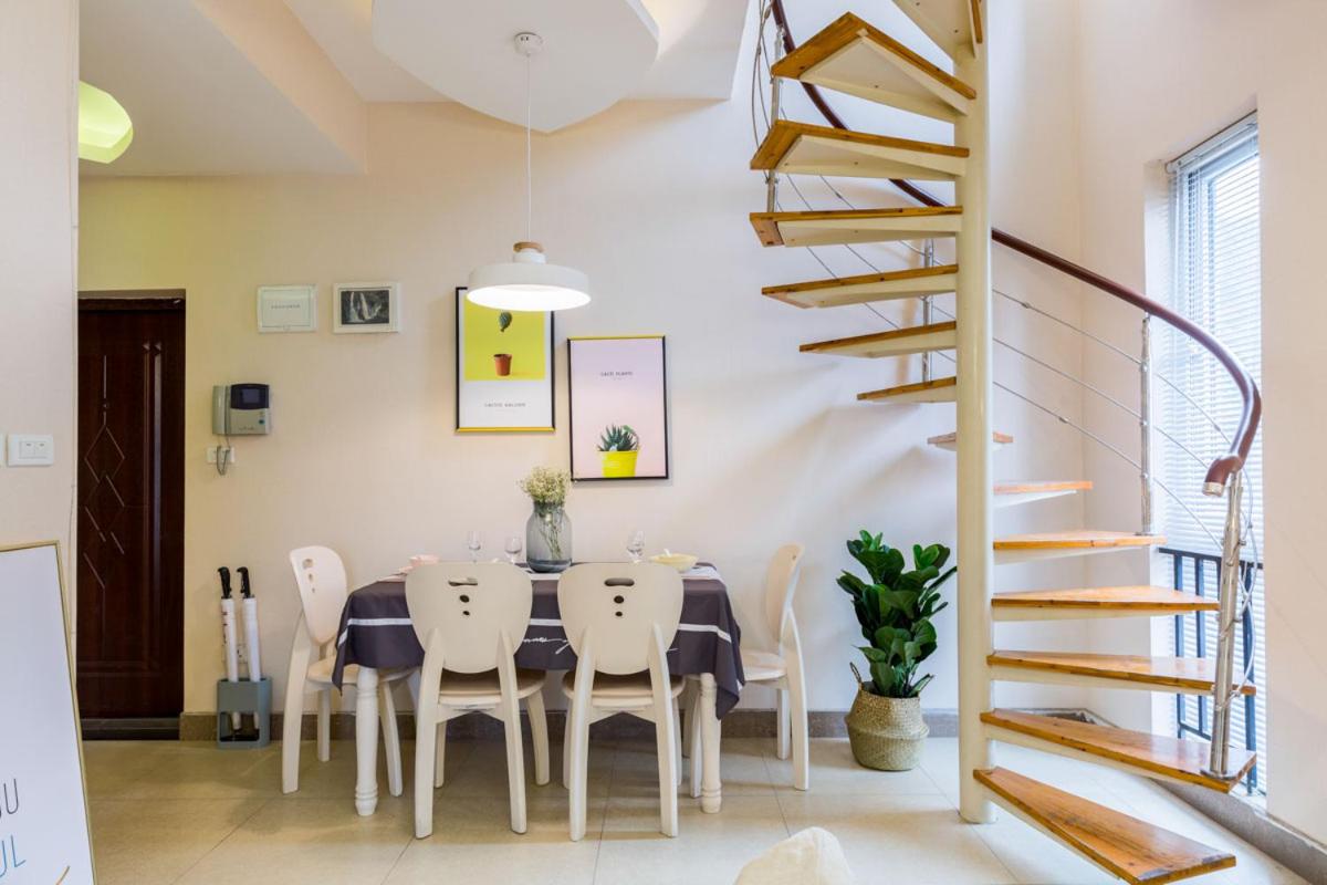 Chongqing Yubei·Chongqing North Station· Locals Apartment 00146280