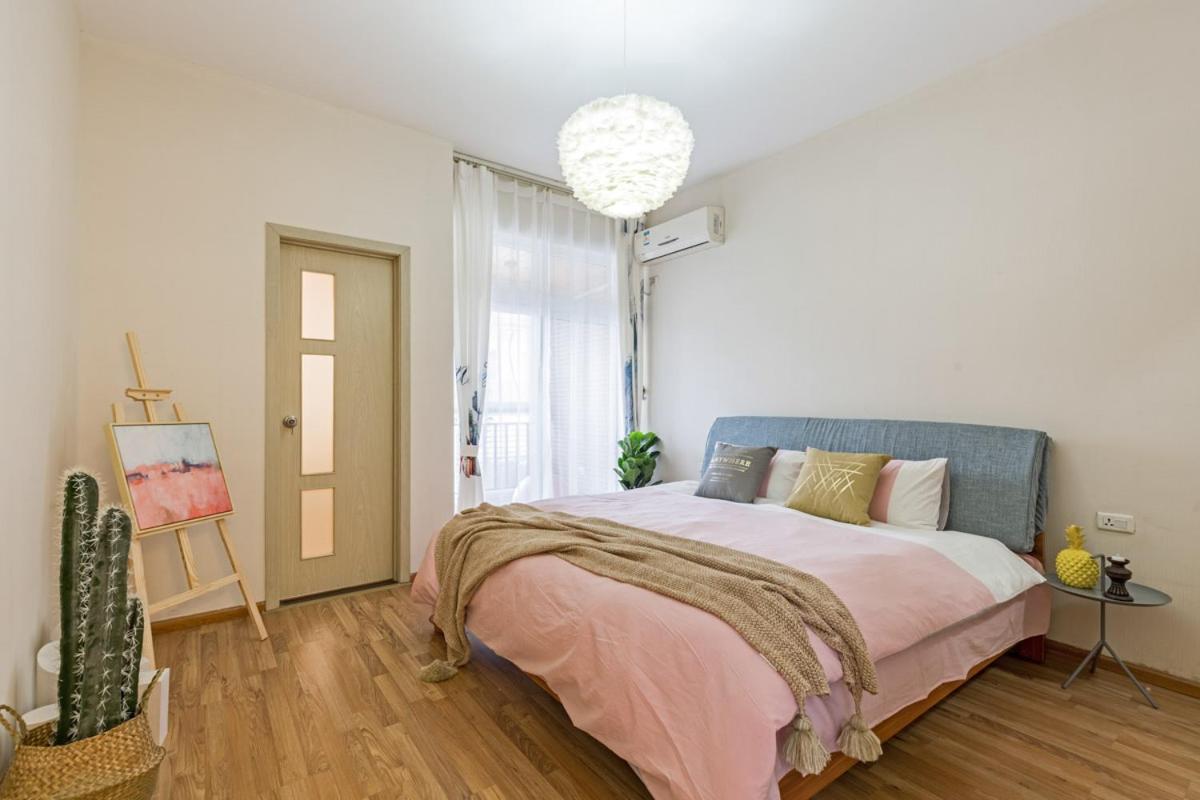 Chongqing Yubei·Chongqing North Station· Locals Apartment 00146280