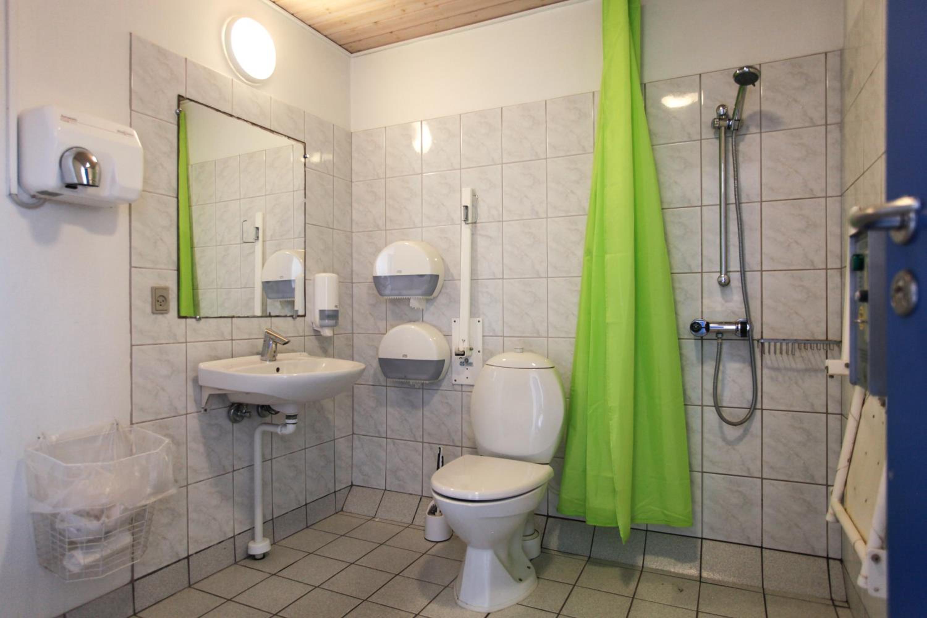 Photo 10