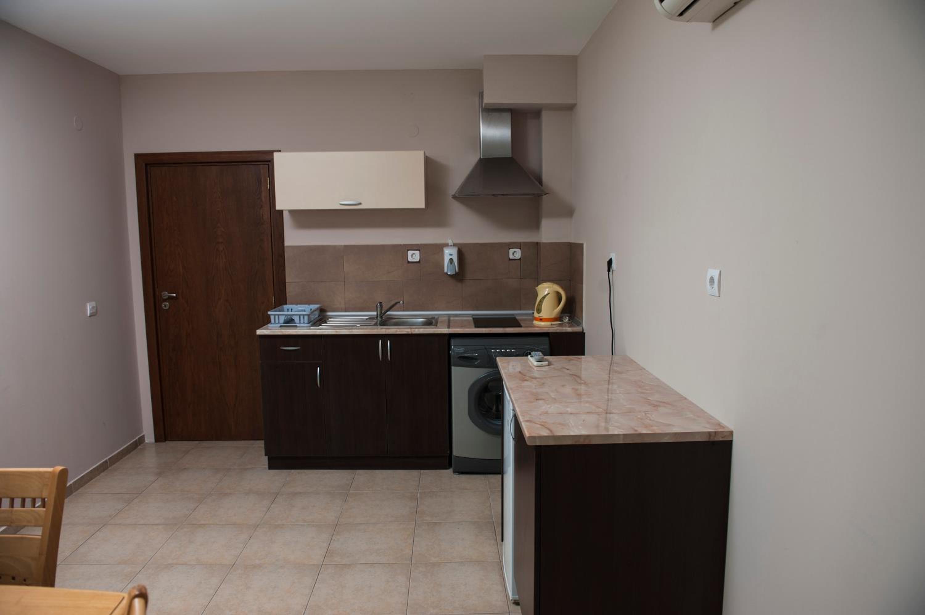Kiara Apartments