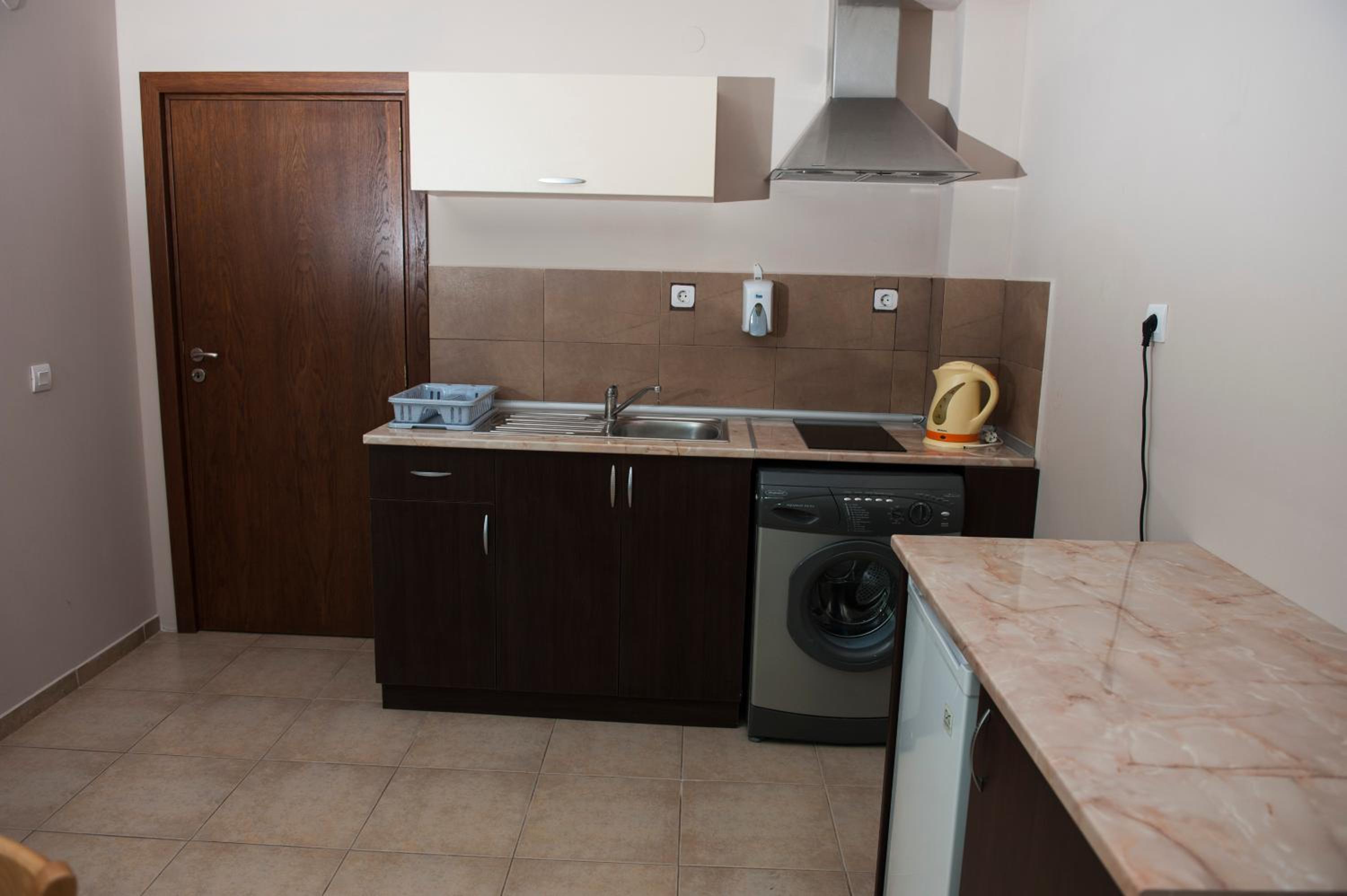 Kiara Apartments