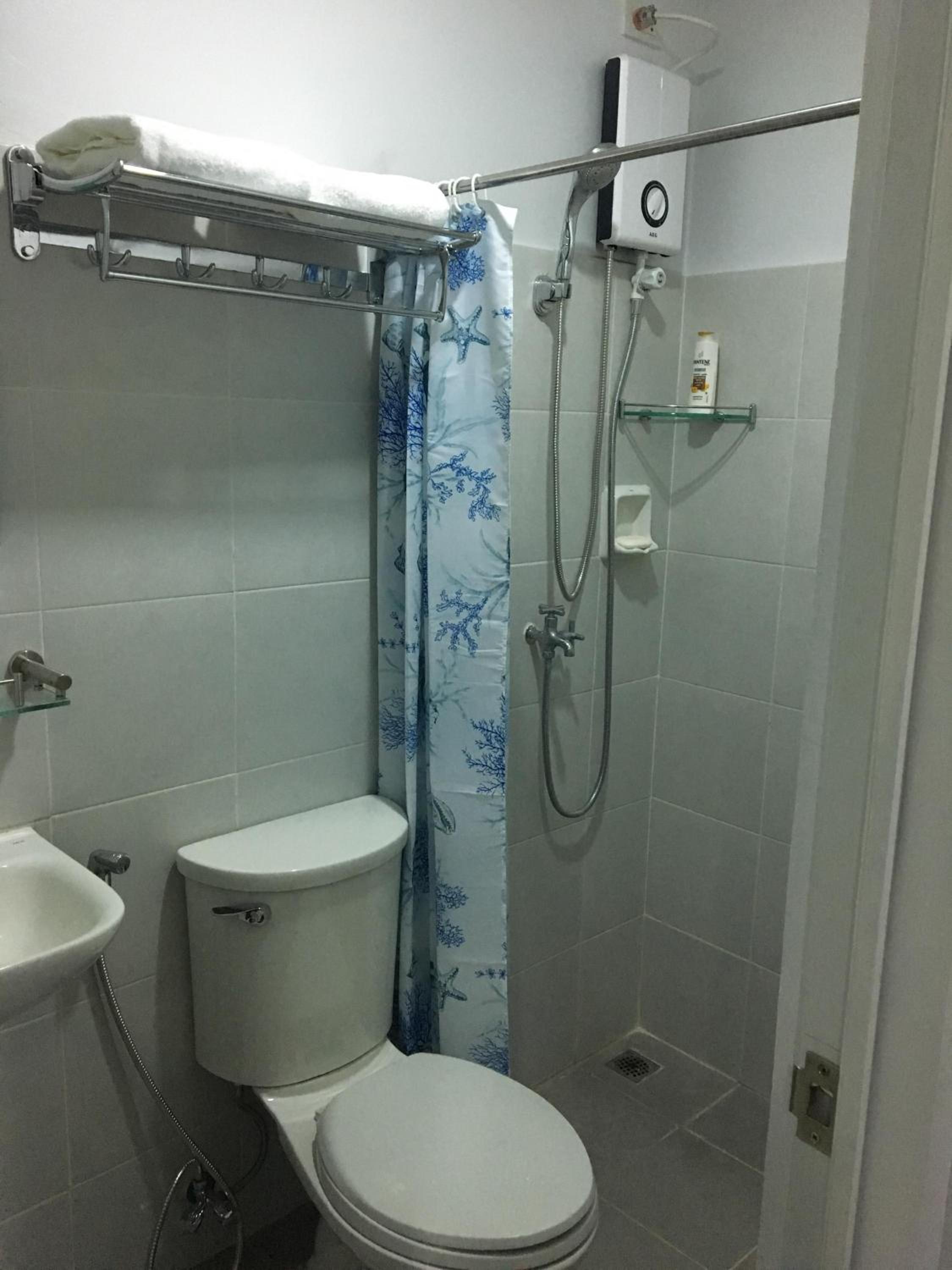 Simply Comfy 916 (Cityscape Bacolod) view 3