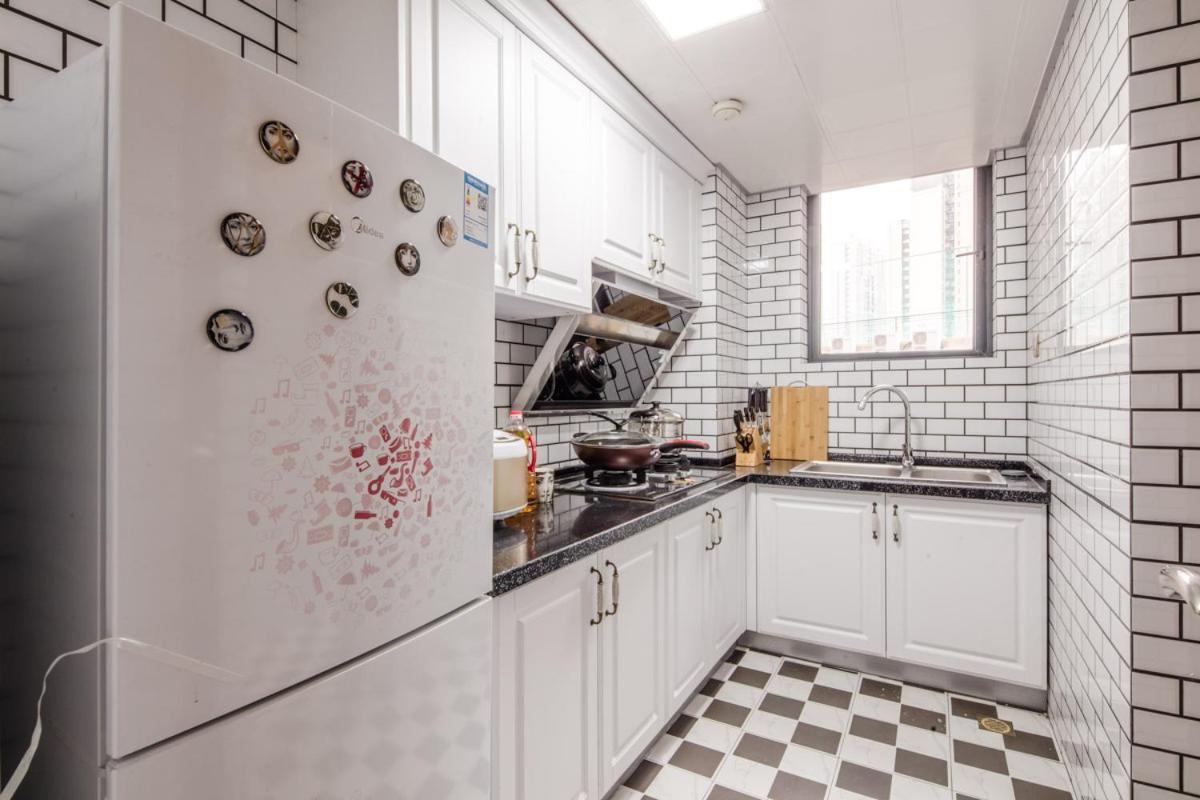 ChengDu Chenghua·Chengdu East Station· Locals Apartment 00137110