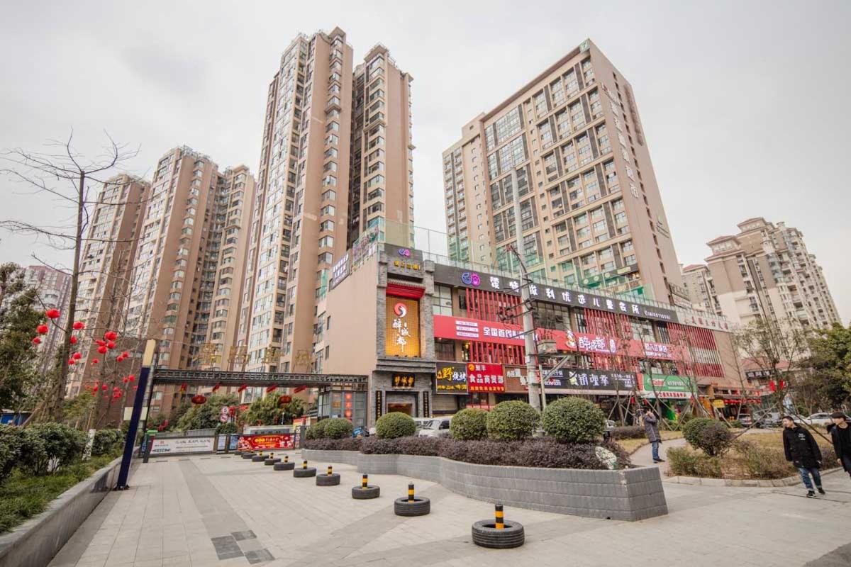ChengDu Chenghua·Chengdu East Station· Locals Apartment 00137110