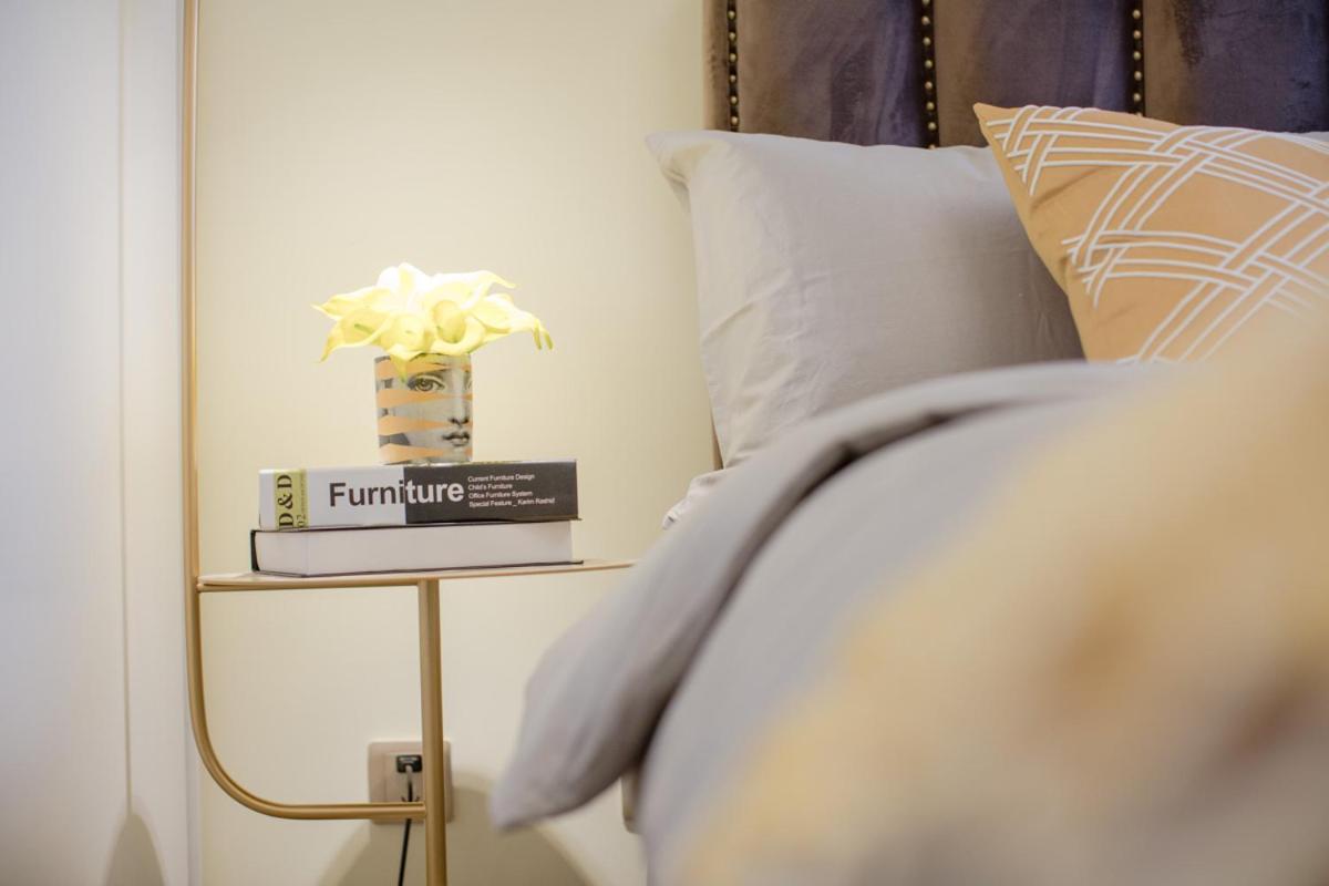 ChengDu Chenghua·Chengdu East Station· Locals Apartment 00137110