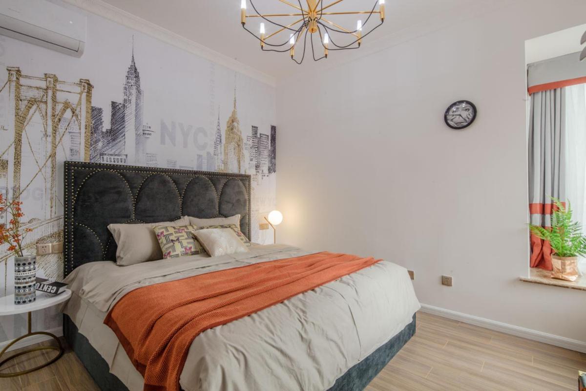 ChengDu Chenghua·Chengdu East Station· Locals Apartment 00137110