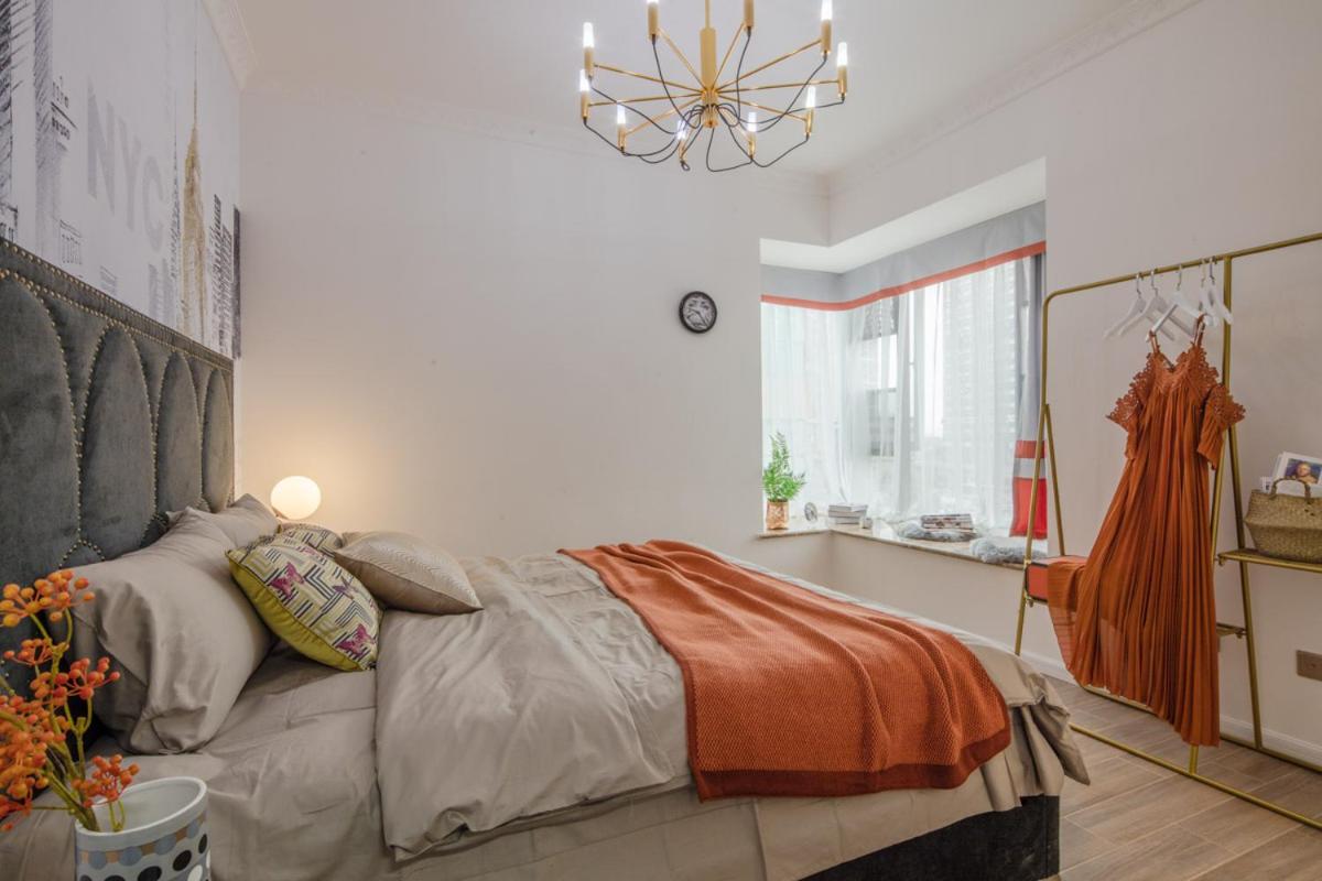 ChengDu Chenghua·Chengdu East Station· Locals Apartment 00137110