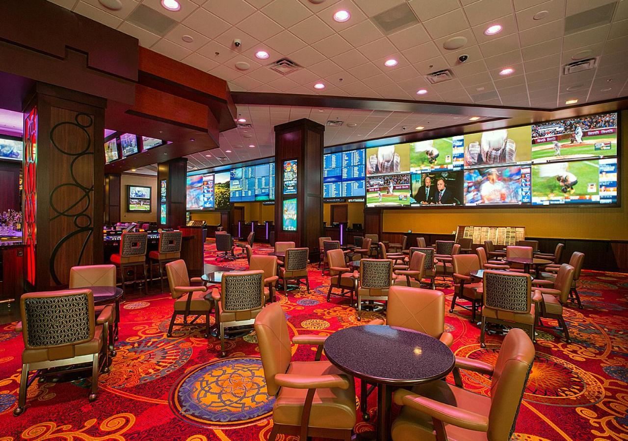 Reno Vacations - Silver Legacy Reno Resort Casino at THE ROW - Property Image 89