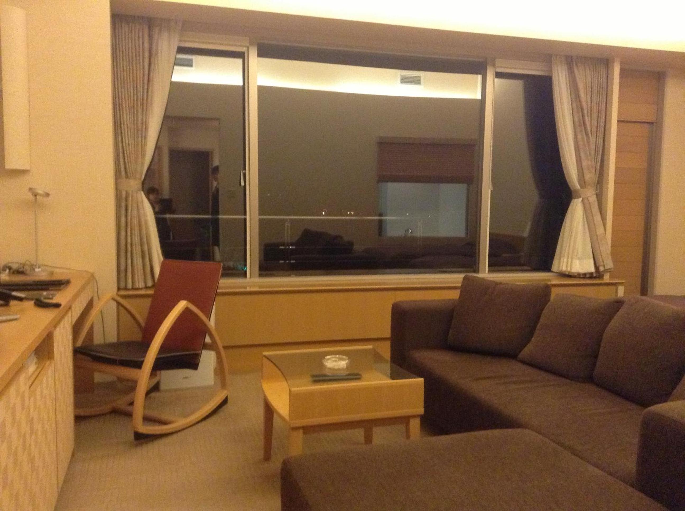 Photo 33