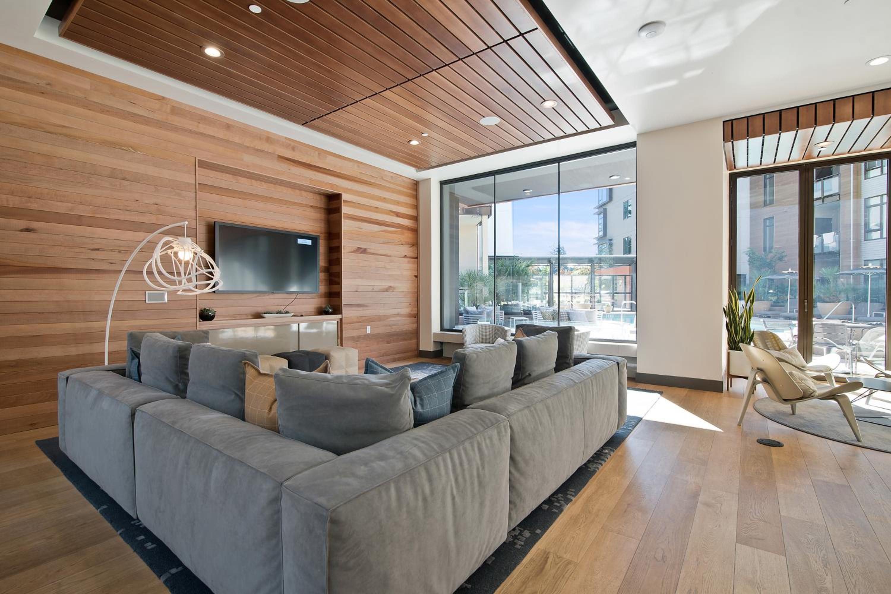 Global Luxury Suites at Downtown Mountain View