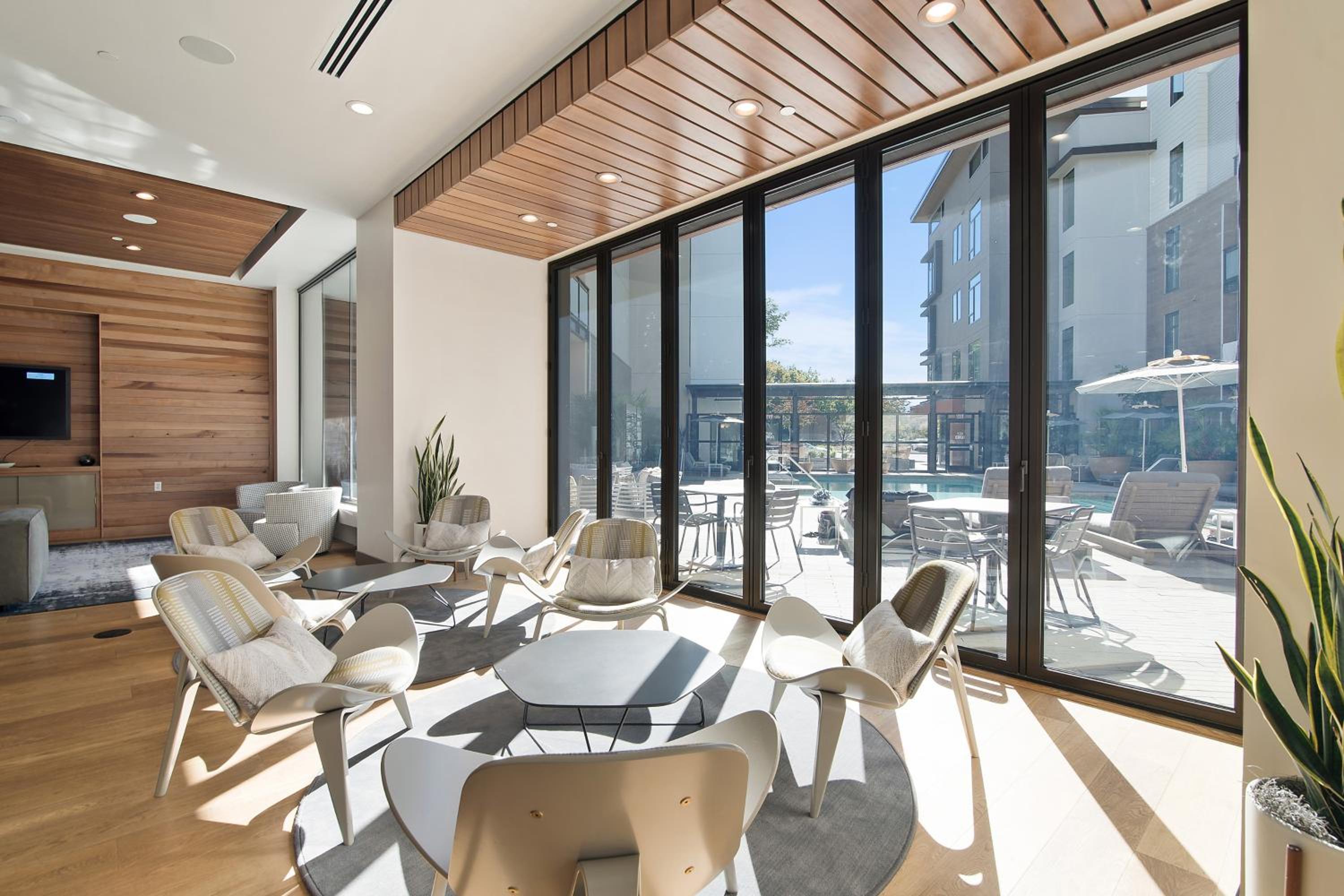 Global Luxury Suites at Downtown Mountain View