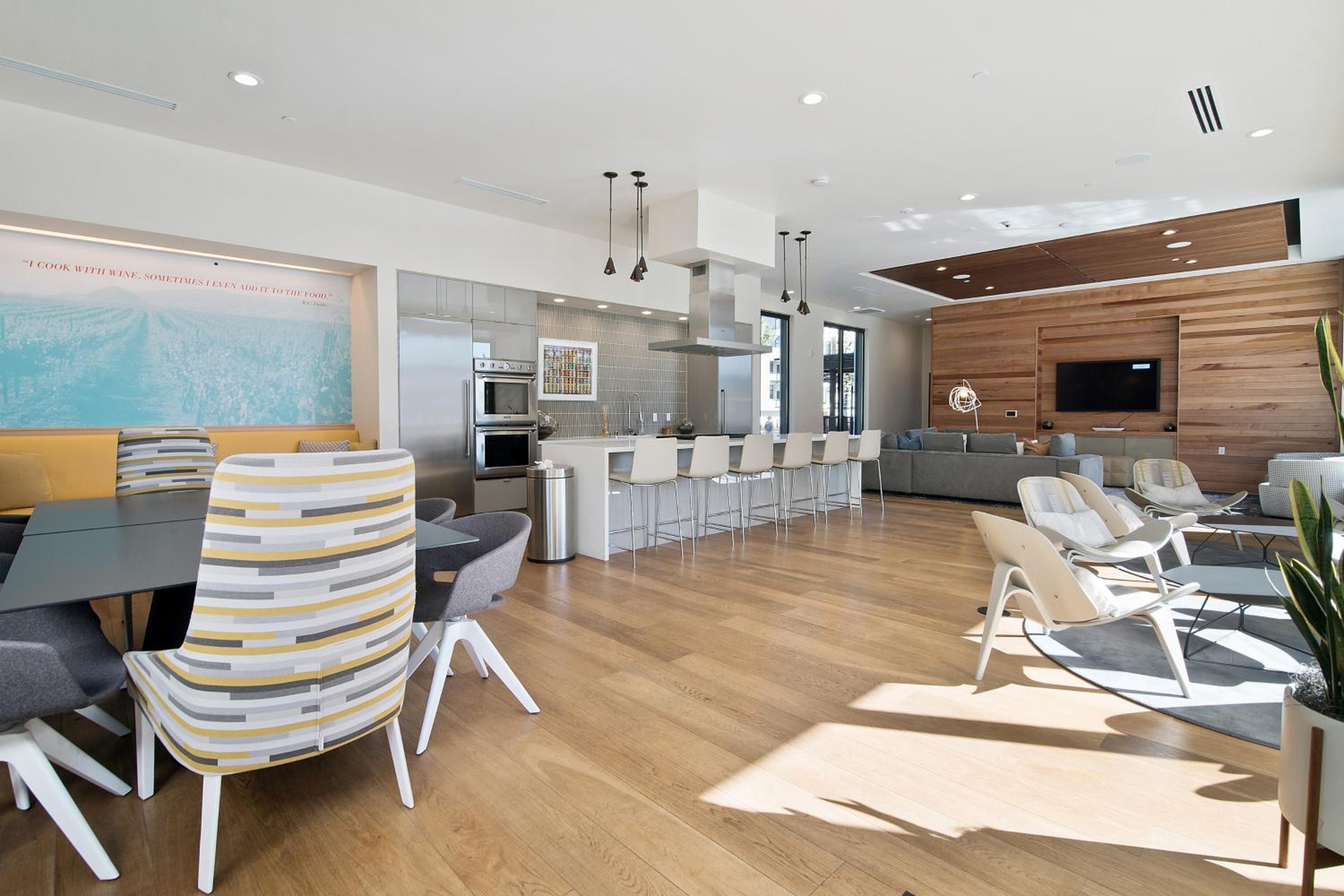 Global Luxury Suites at Downtown Mountain View