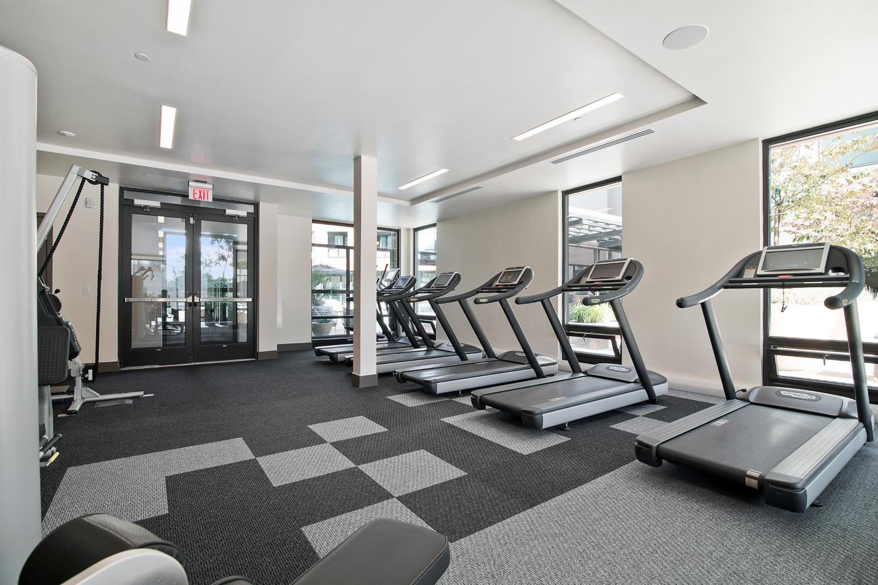 Global Luxury Suites at Downtown Mountain View