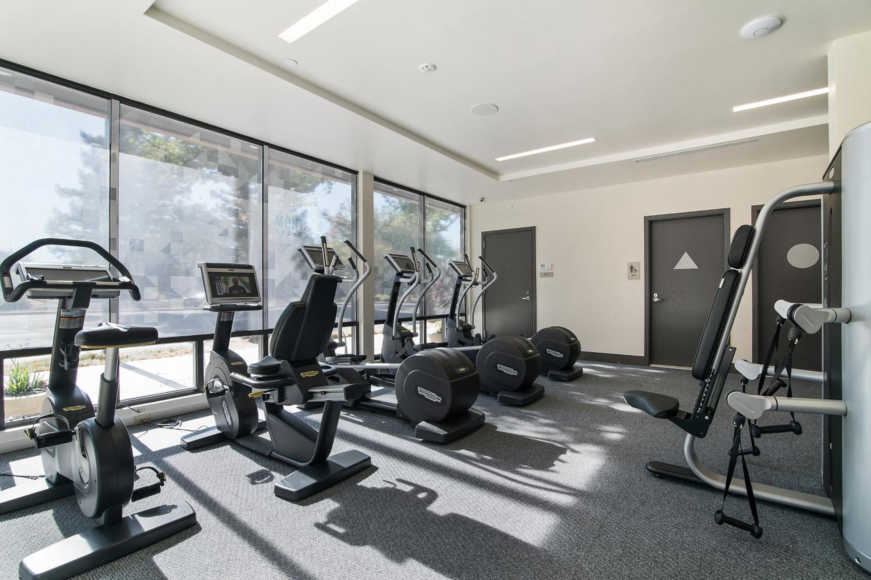 Global Luxury Suites at Downtown Mountain View