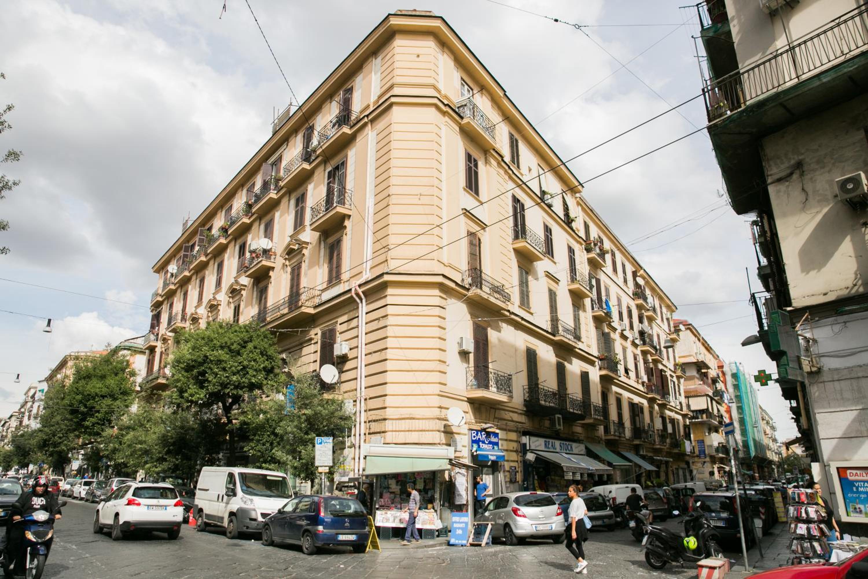 Casa Cairoli