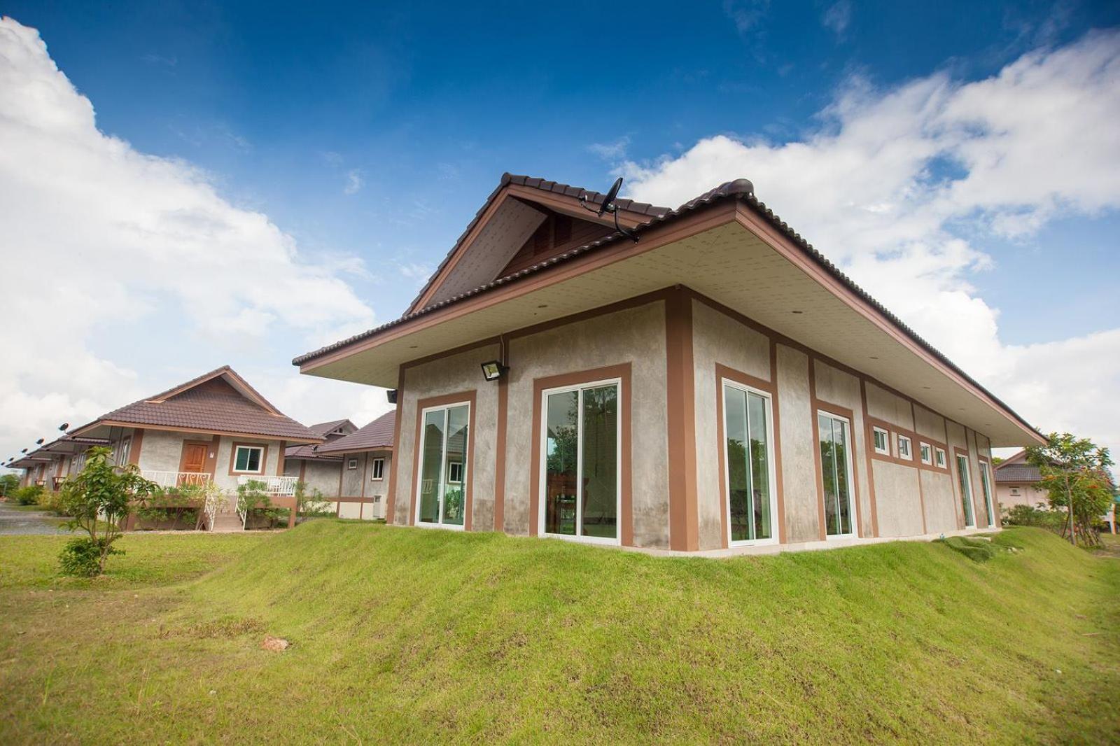 Mae Faek Villas