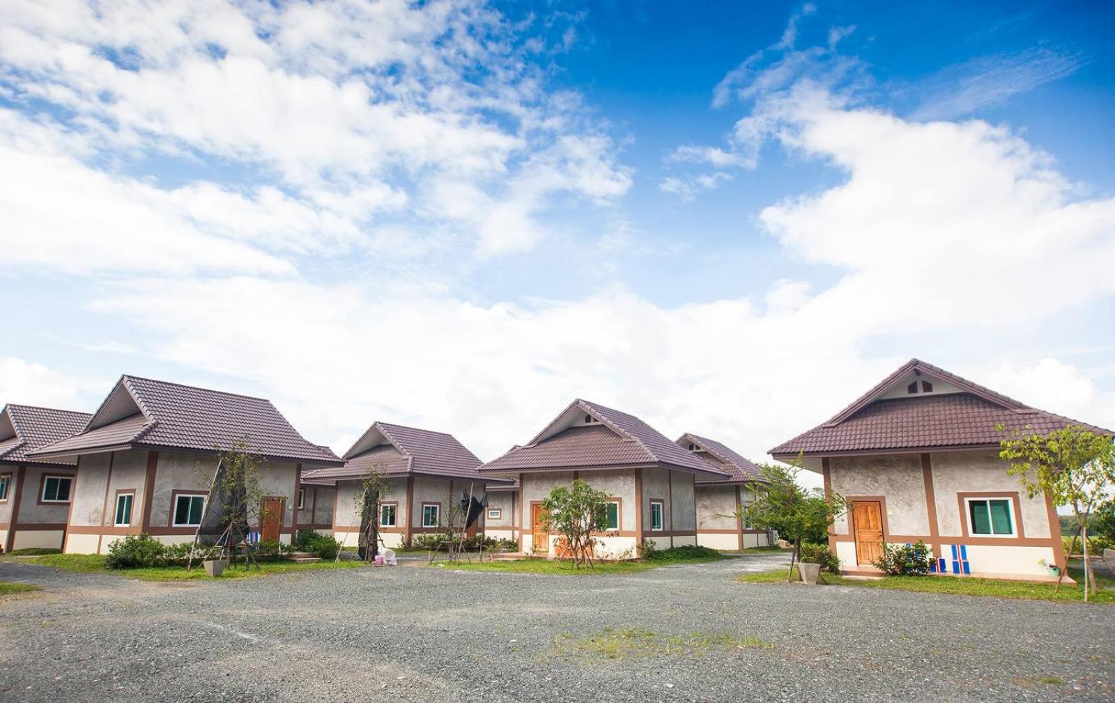 Mae Faek Villas