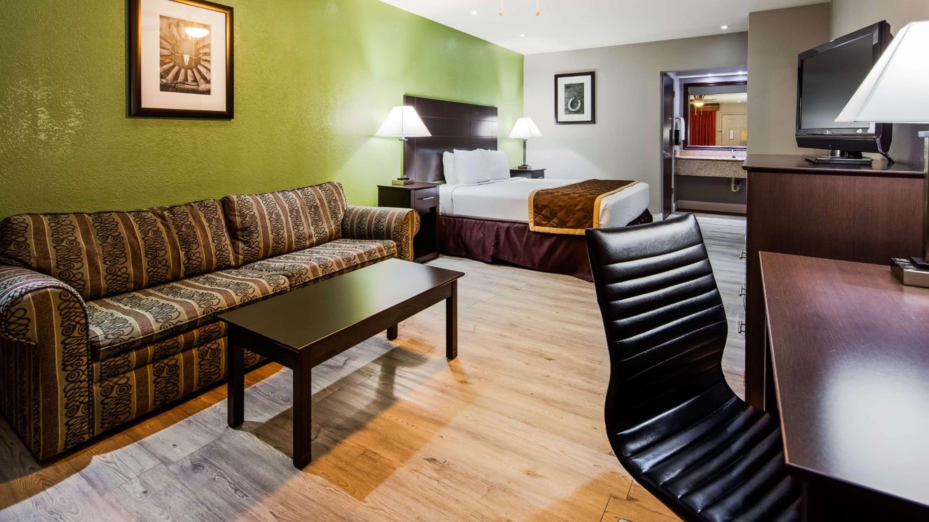Bestway Inn view 4