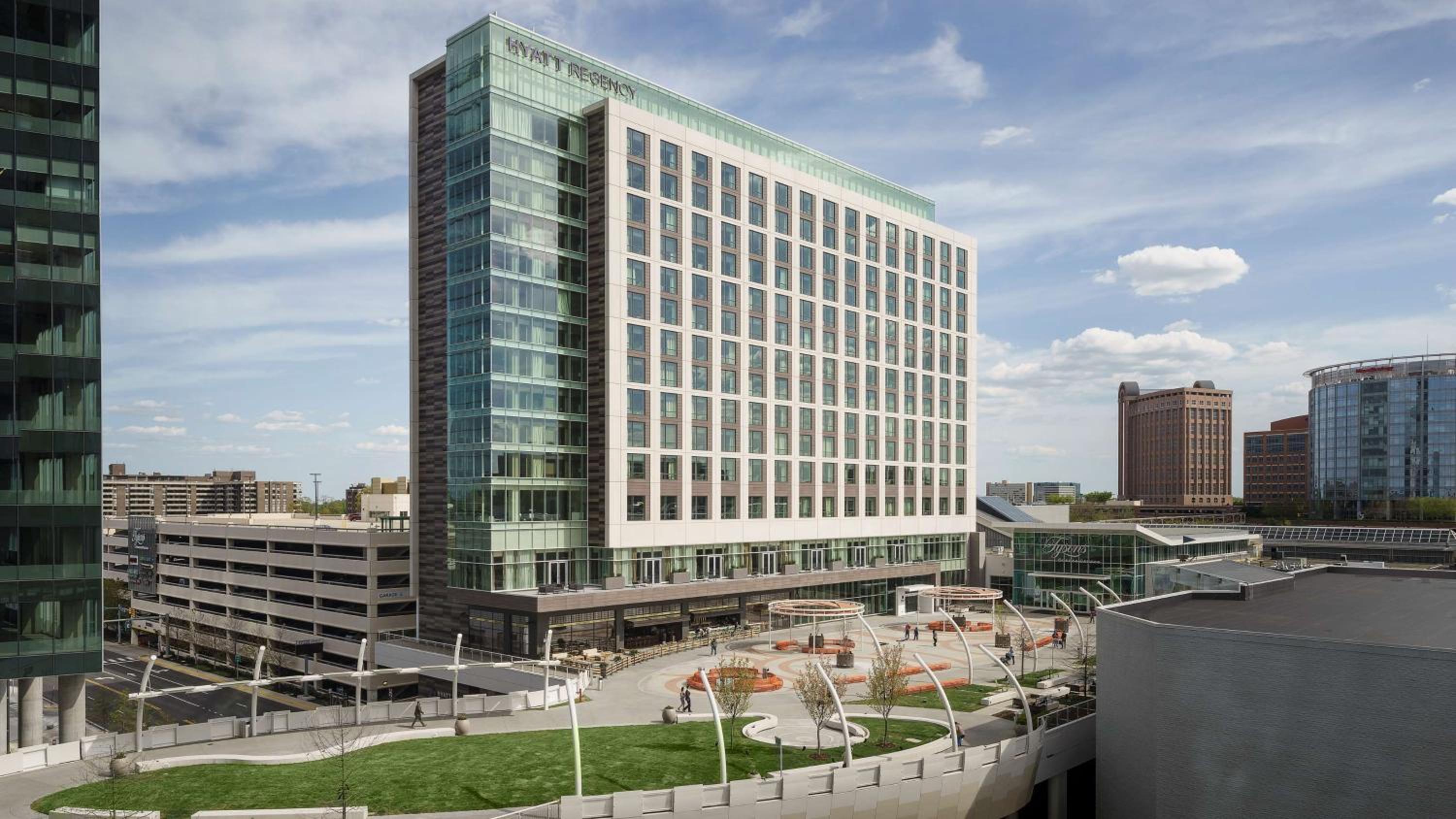 Hotel Hyatt Regency Tysons Corner Center - Image 1