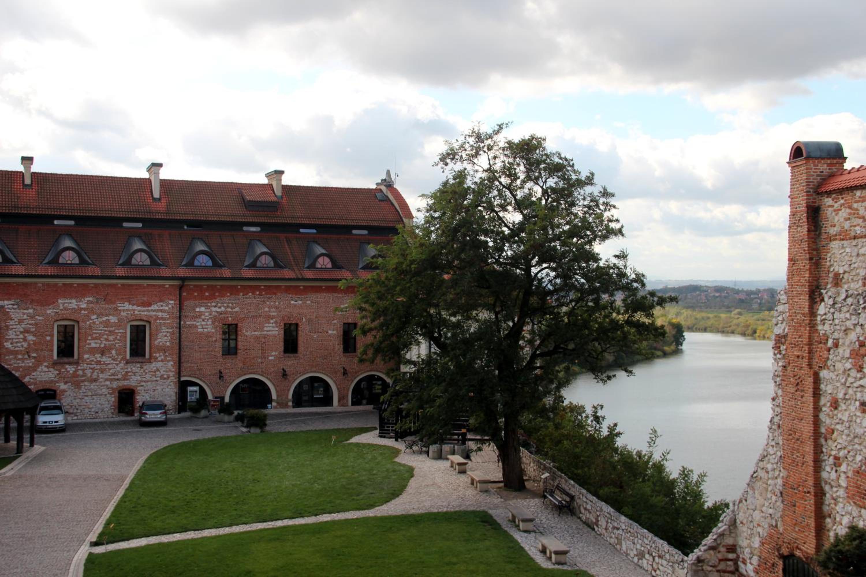 Dom Gości Opactwa Benedyktynów