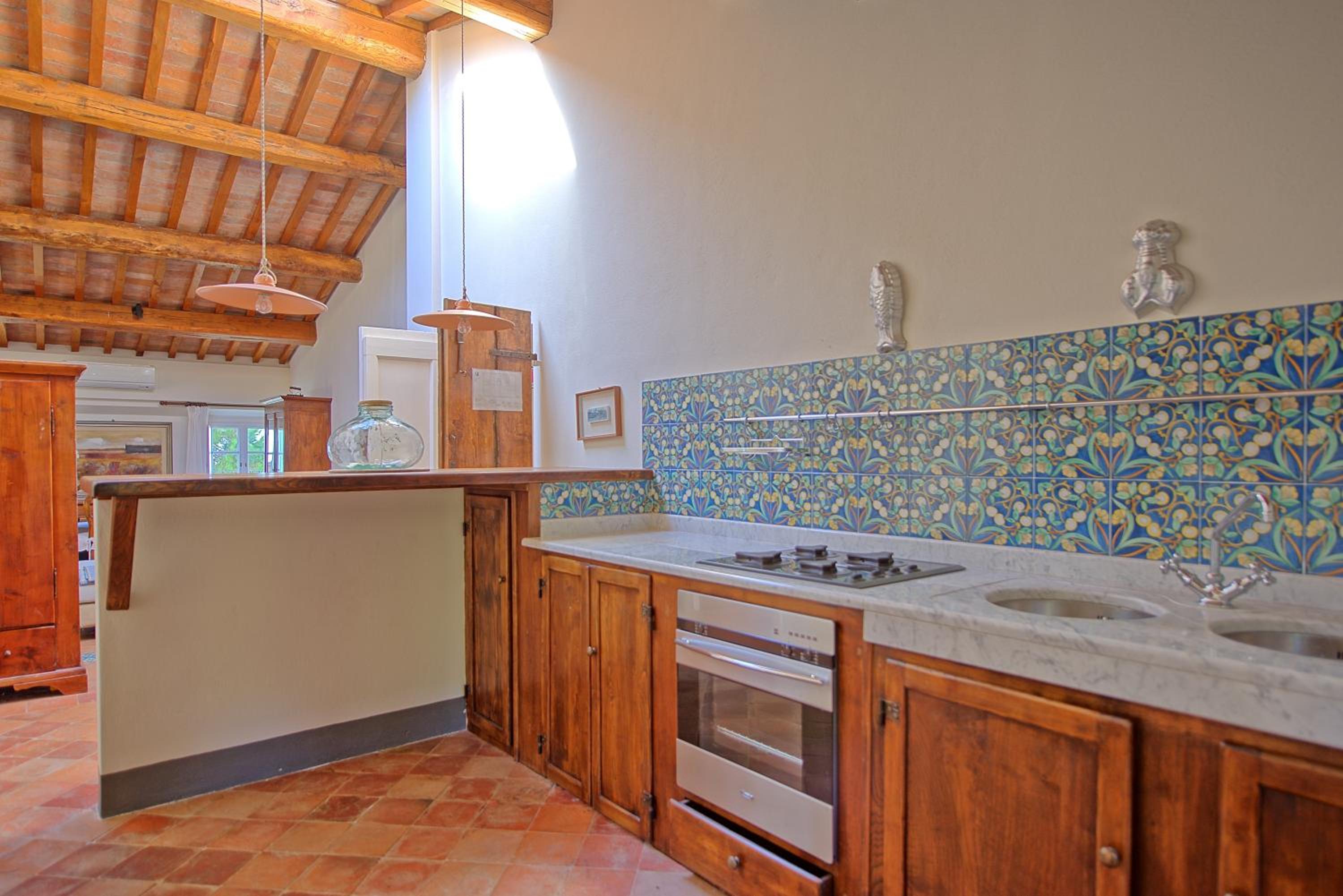 Villa Camaiore by PosarelliVillas